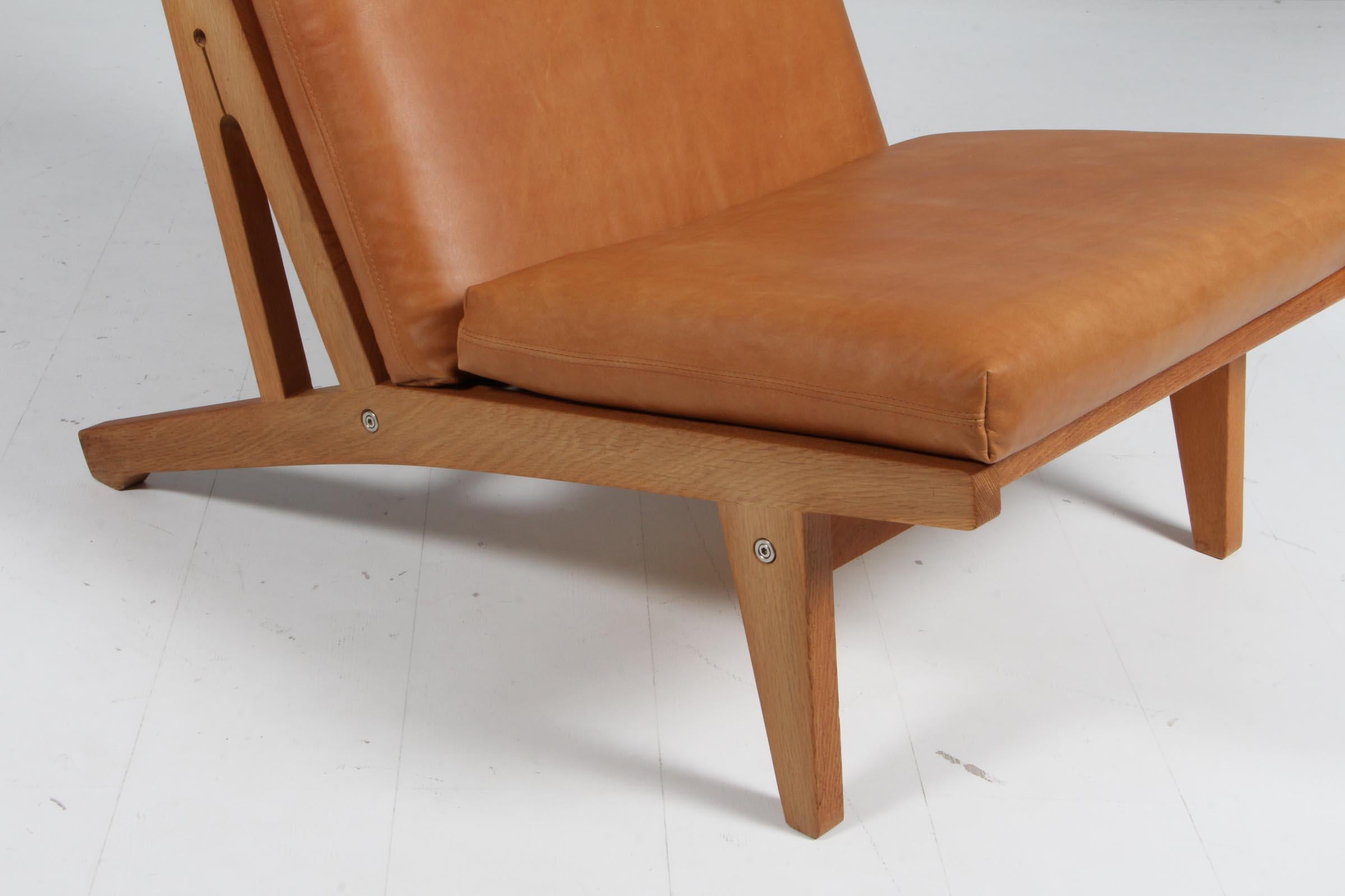 Danish Hans J. Wegner Lounge Chair, Model GE-375 For Sale
