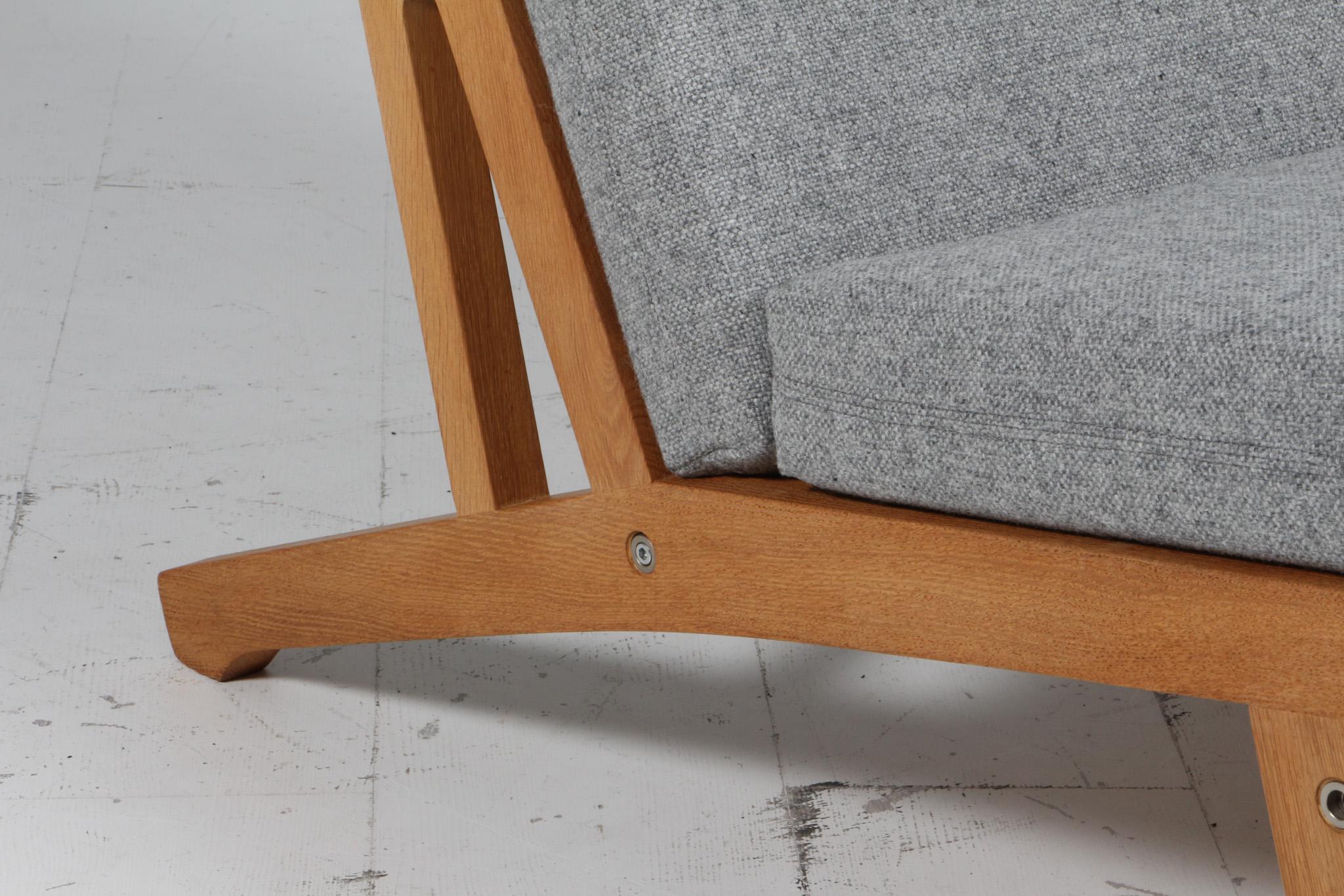 Fauteuil de salon Hans J. Wegner, modèle GE-375 Bon état - En vente à Esbjerg, DK