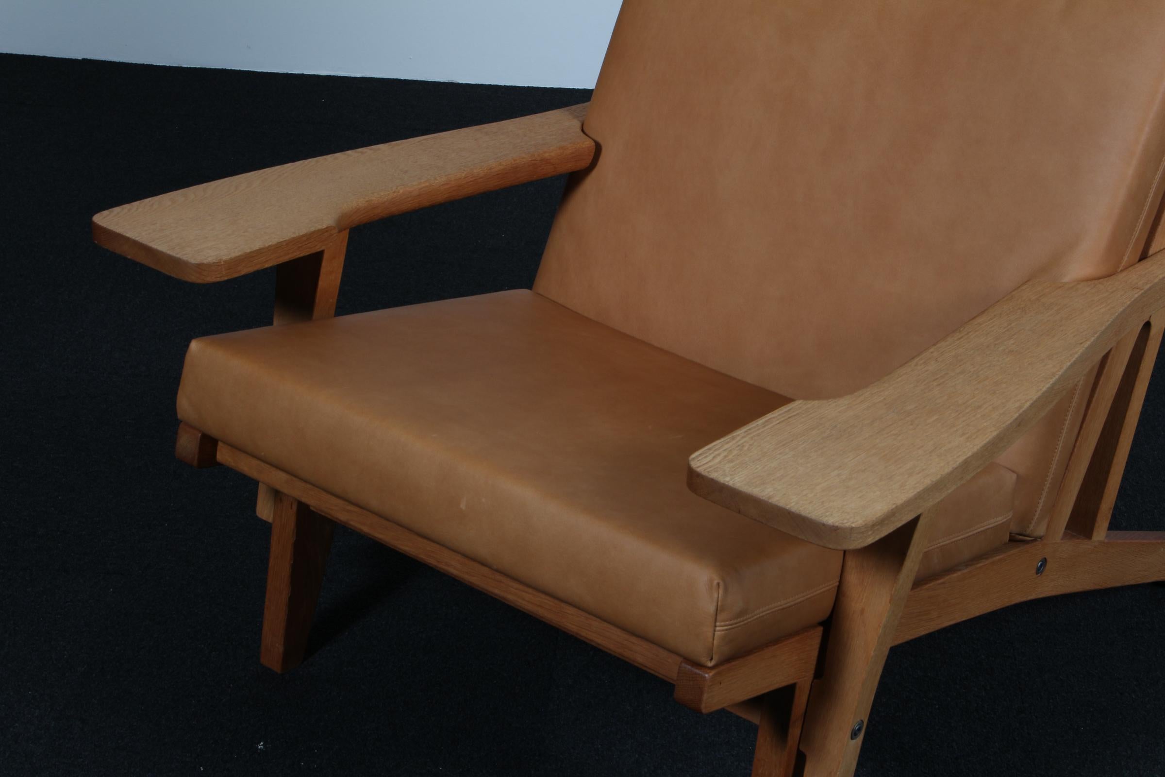 Hans J. Wegner-Loungesessel, Modell GE-375 im Zustand „Gut“ im Angebot in Esbjerg, DK