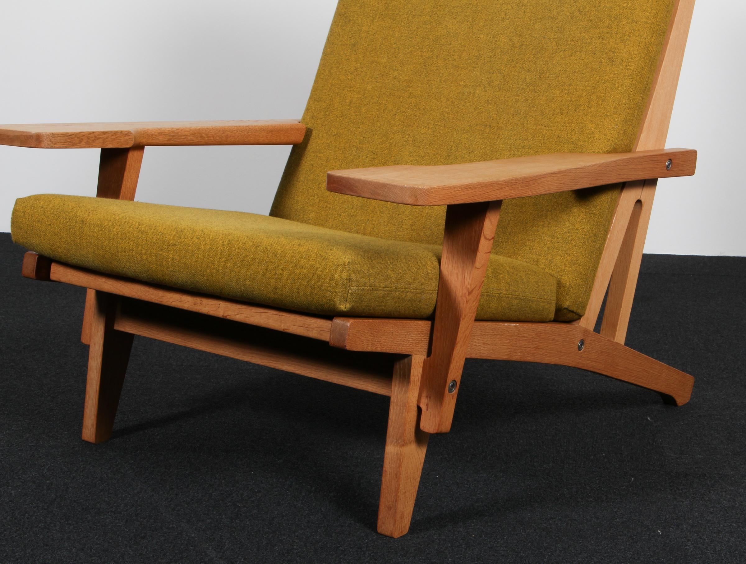 Fauteuil de salon Hans J. Wegner, modèle GE-375 Bon état - En vente à Esbjerg, DK
