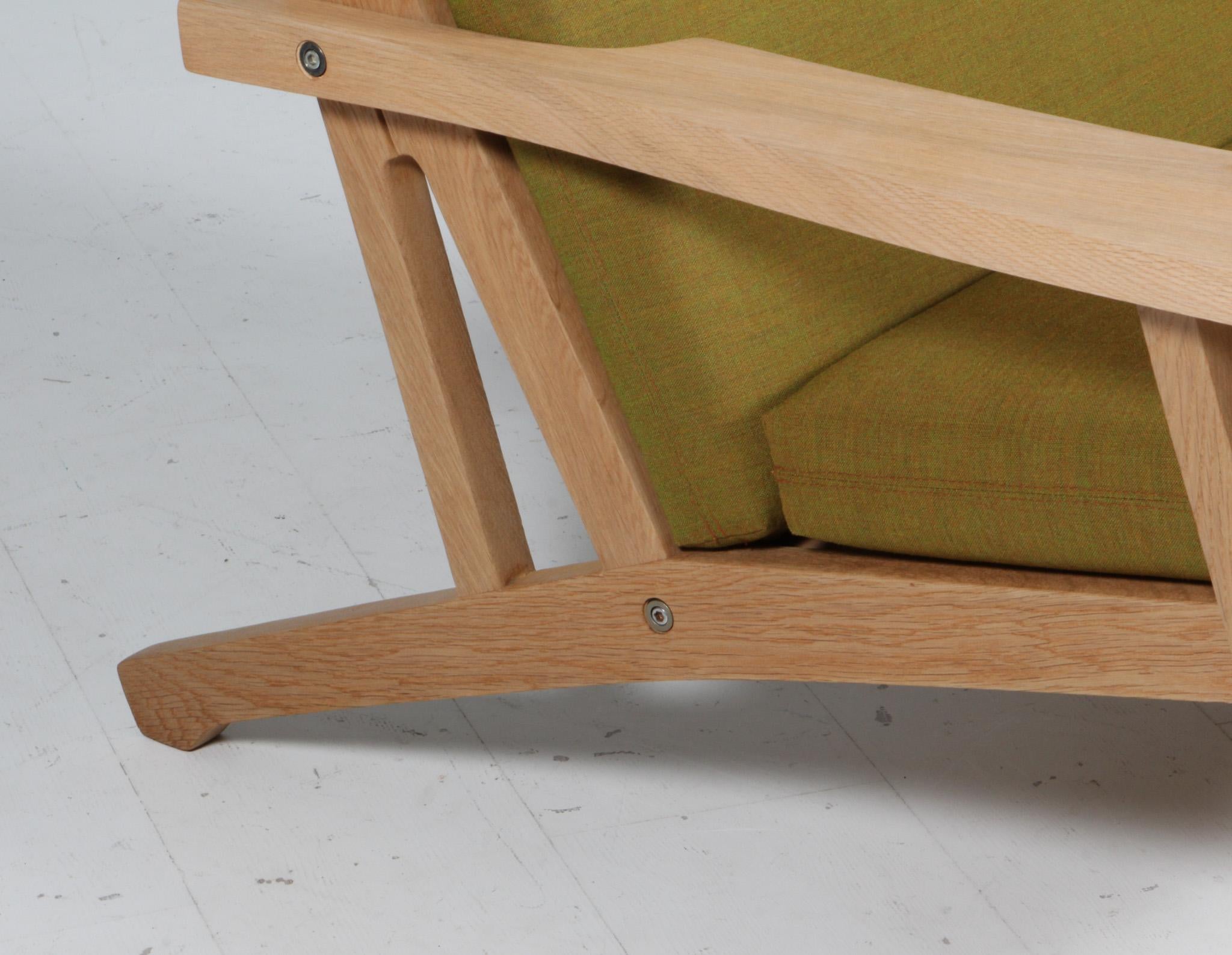 Hans J. Wegner-Loungesessel, Modell GE-375 (Mitte des 20. Jahrhunderts)