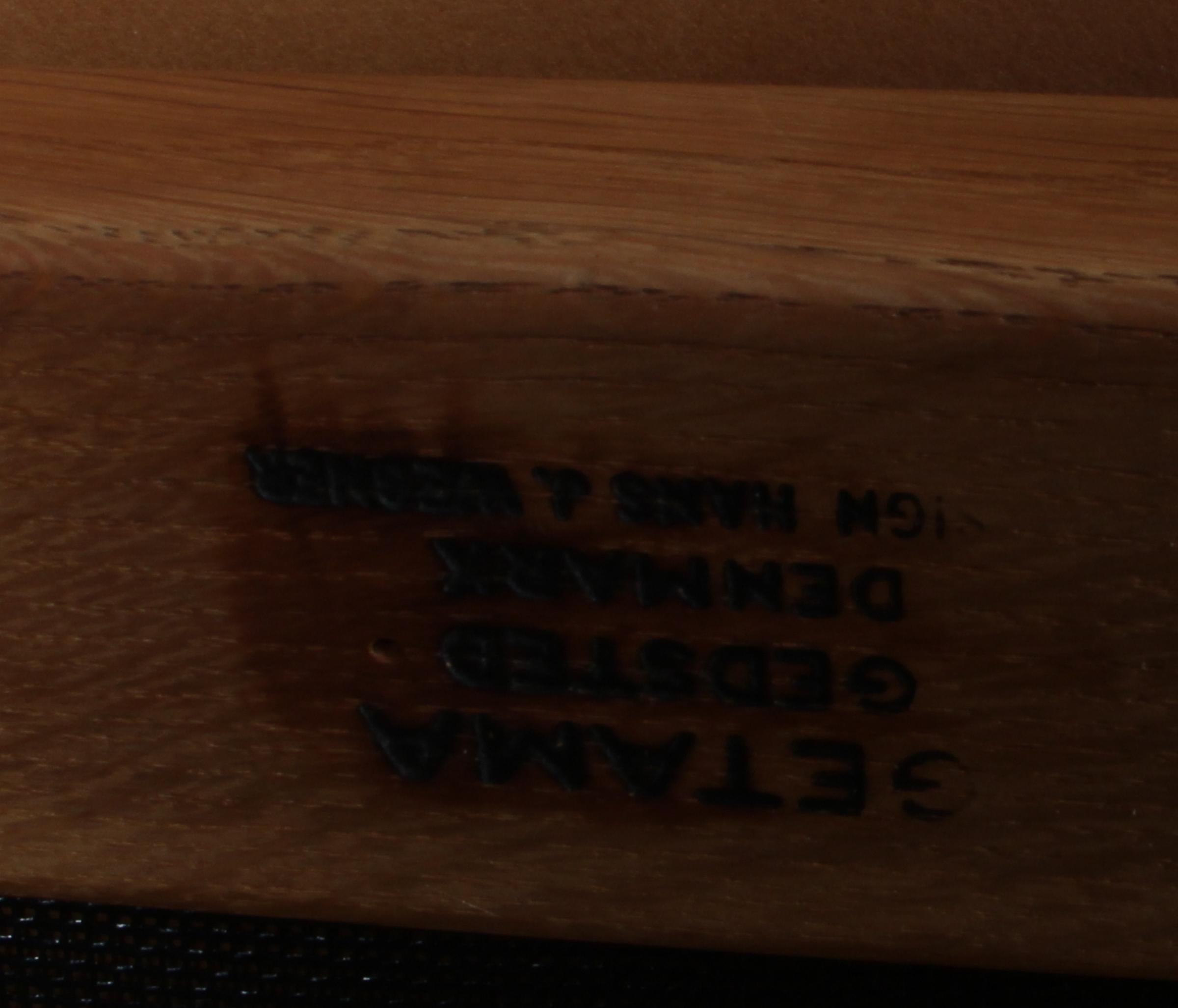 Hans J. Wegner-Loungesessel, Modell GE-375 (Mitte des 20. Jahrhunderts) im Angebot