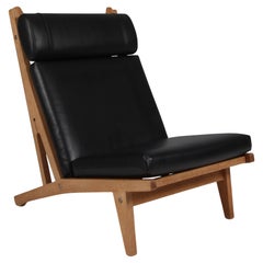 Hans J. Wegner Lounge Chair, Model GE-375
