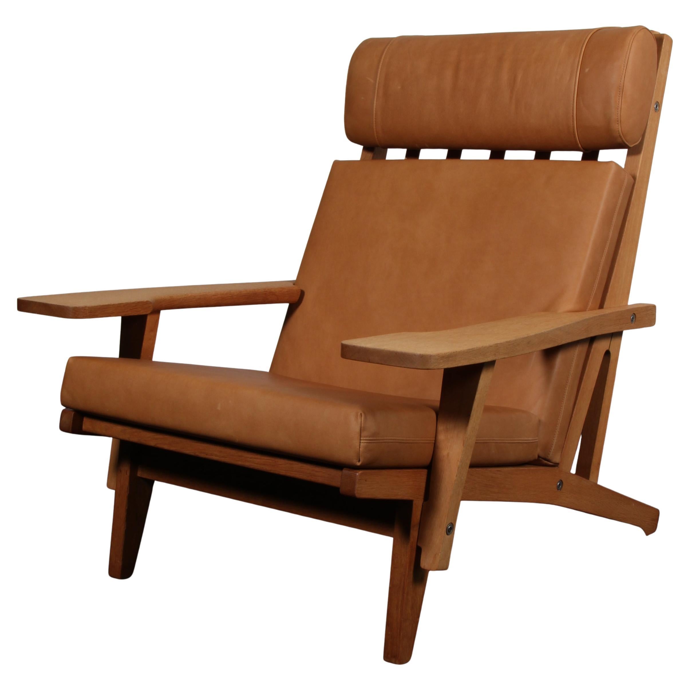 Silla de salón Hans J. Wegner, Model GE-375