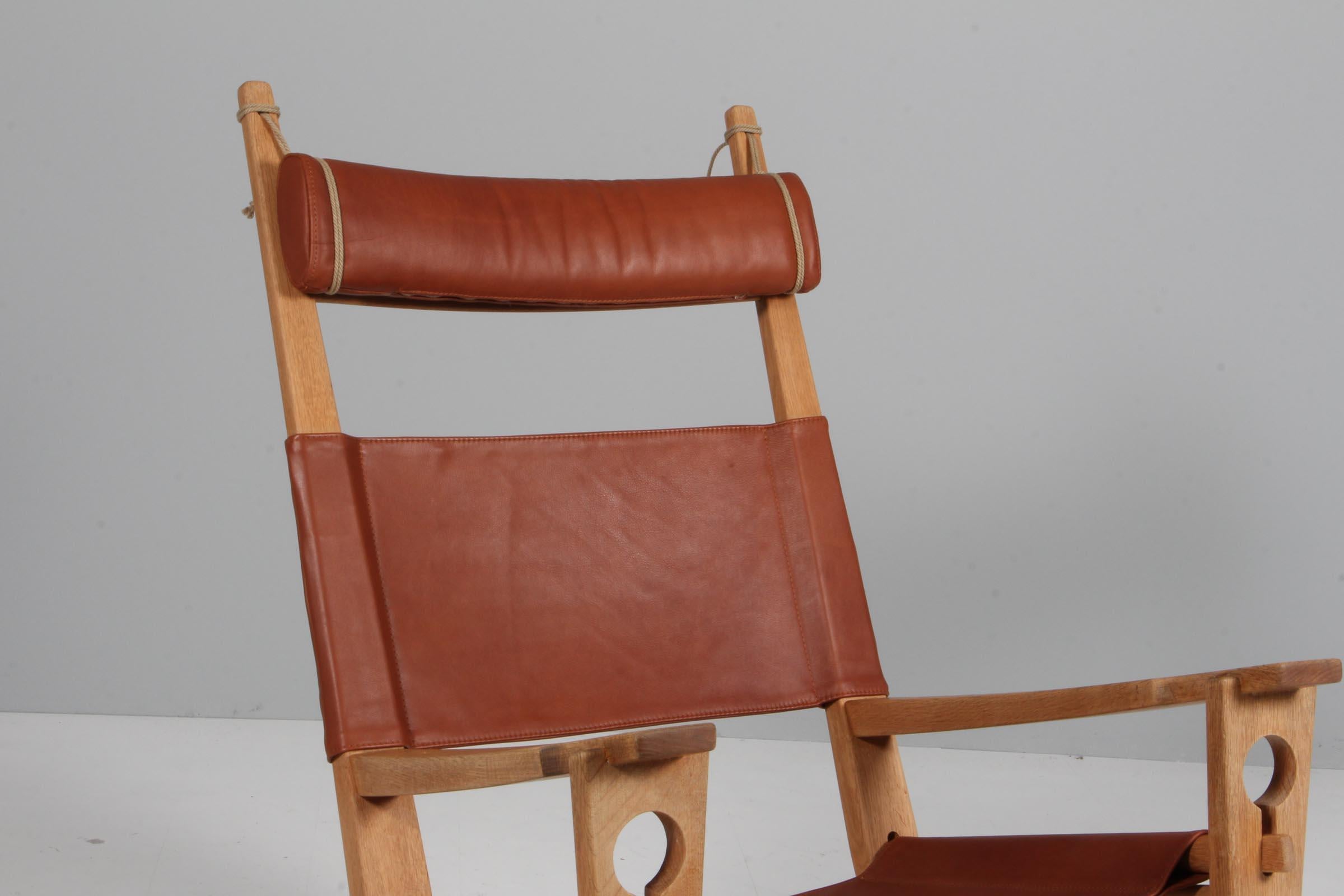 Hans J. Wegner Lounge Chair / Rocking Chair In Good Condition For Sale In Esbjerg, DK