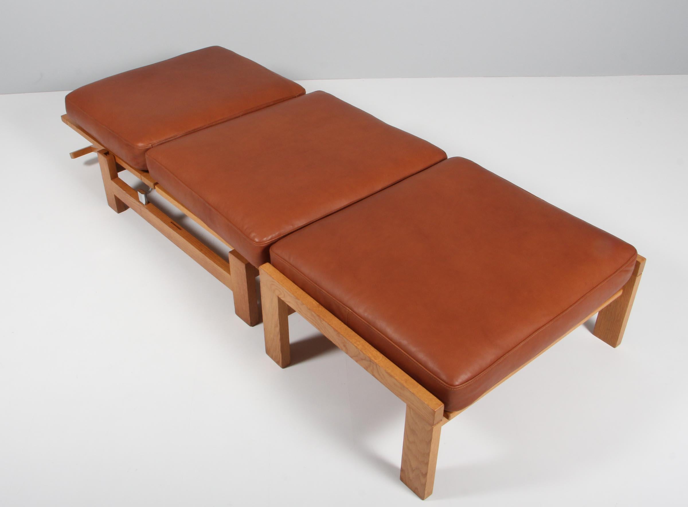 Hans J. Wegner, Lounge Chair with Ottoman, Model 420, Leather, 1970s 4