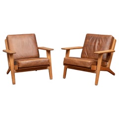 Hans J Wegner Lounge Chairs for Getama Model 290