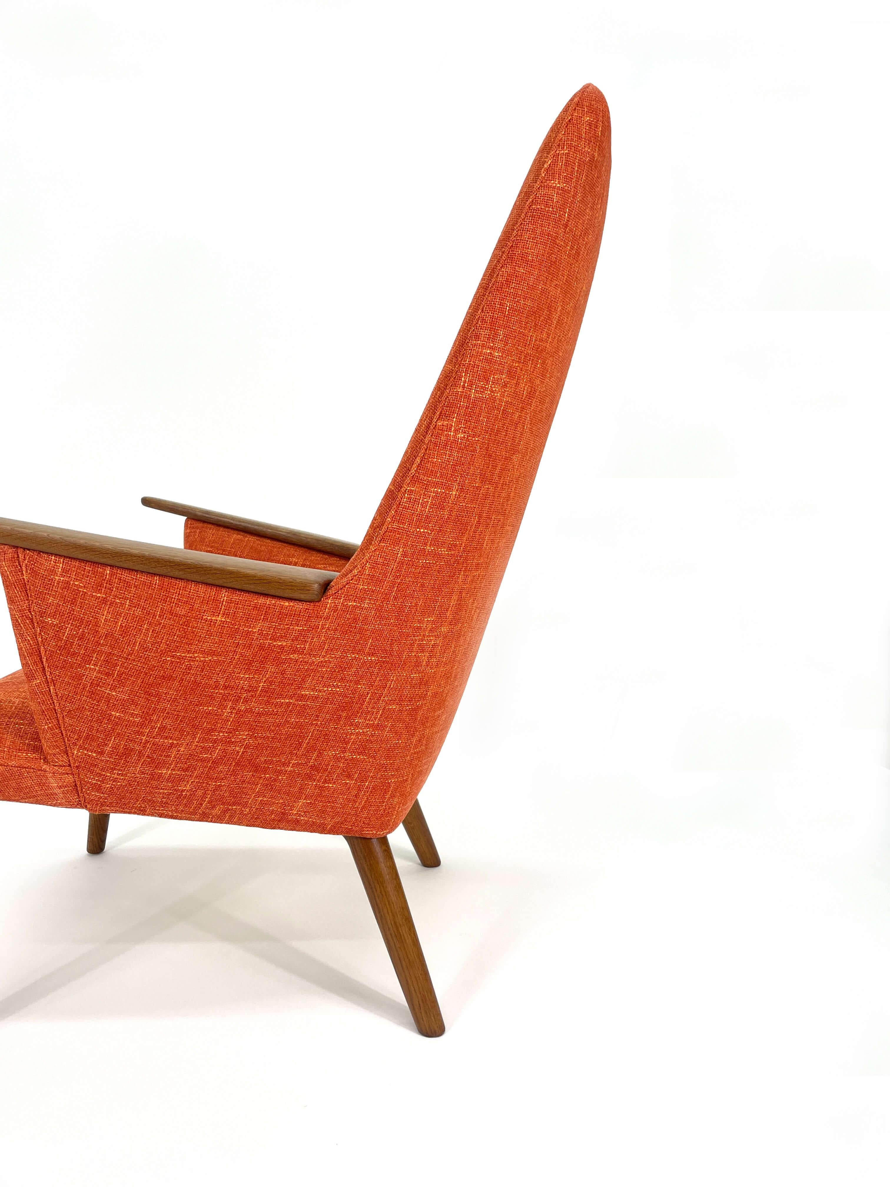 Hans J. Wegner Mama Bear Lounge Chair Model AP 27 For Sale 4