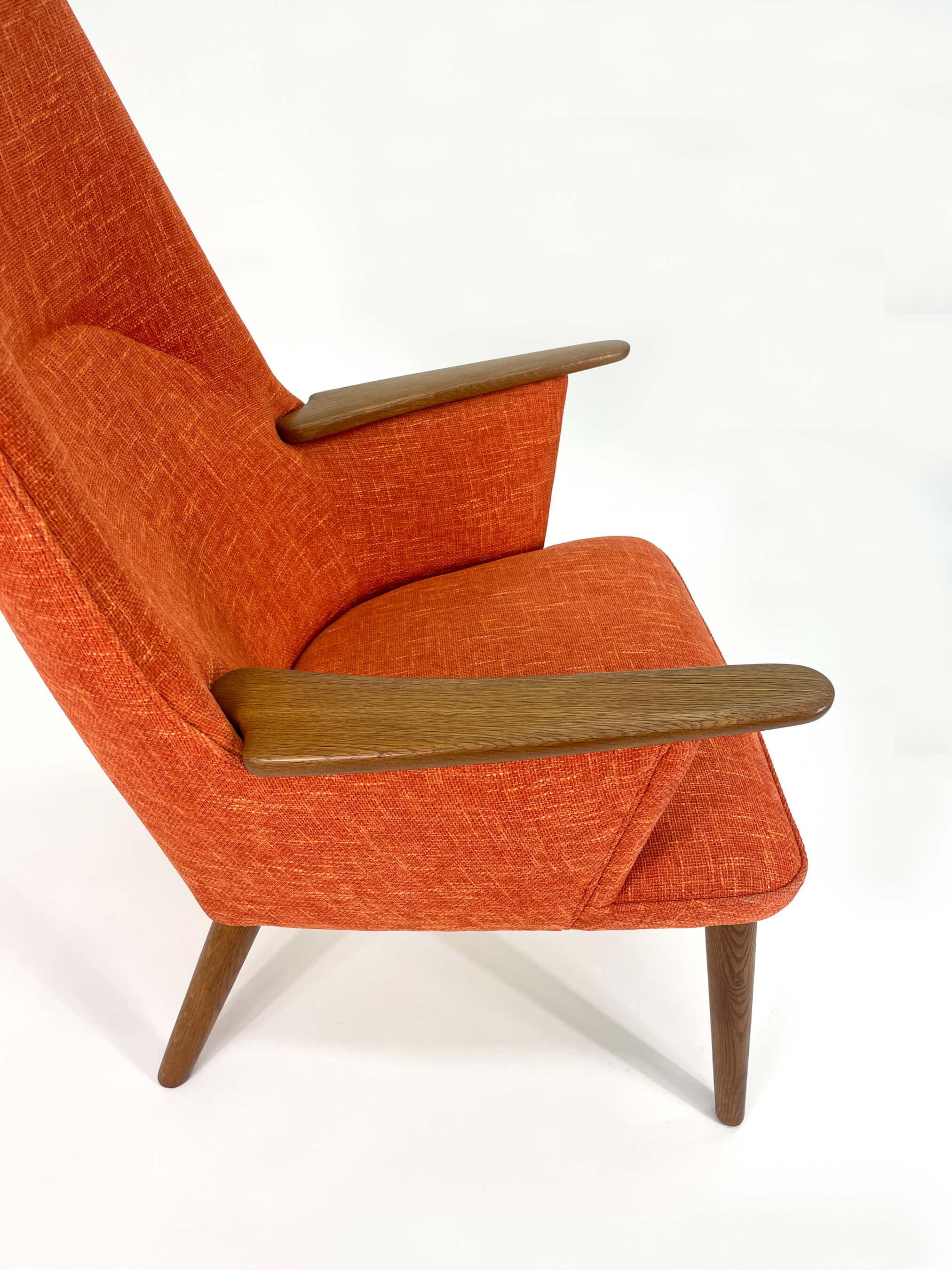 Hans J. Wegner Mama Bear Lounge Chair Model AP 27 For Sale 7