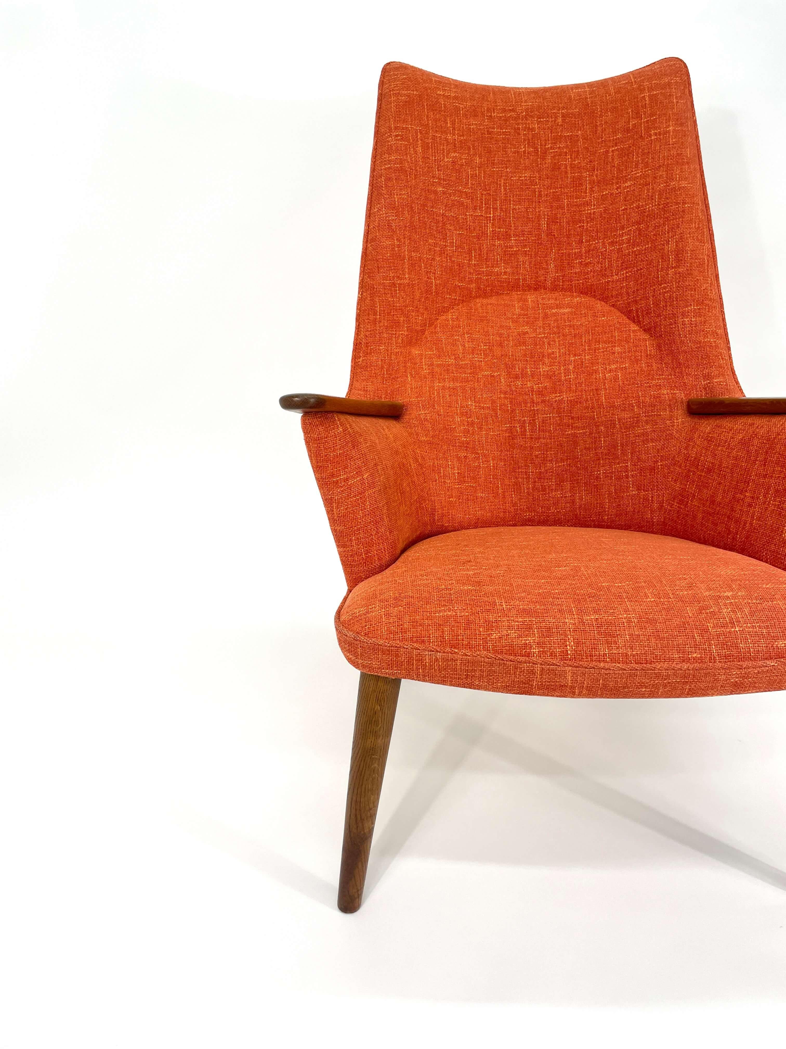 Hans J. Wegner Mama Bear Lounge Chair Model AP 27 For Sale 9