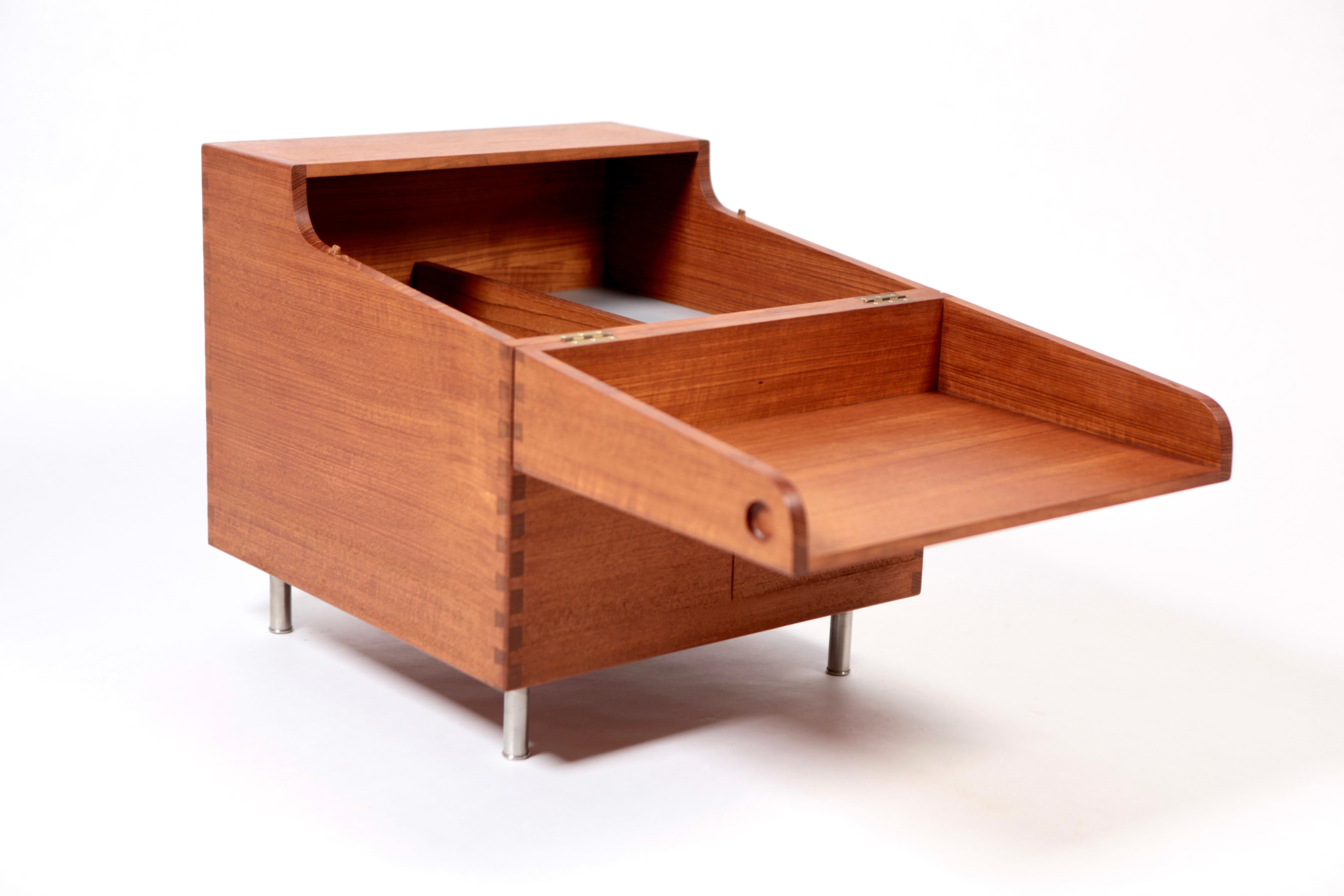 Hans J. Wegner, Minibar, Model No. AT34, circa 1959, Teak 5