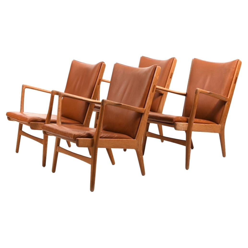 Modèle AP-16 en chêne de Hans J. Wegner, 1951, lot de 4 en vente