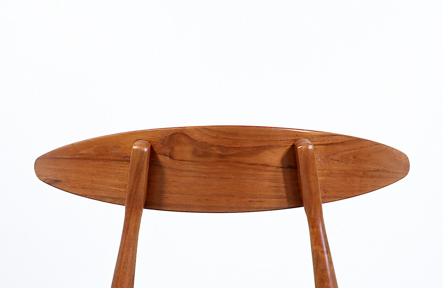 Wood Expertly Restored - Hans J. Wegner Model CH-33 Teak Side Chair For Sale