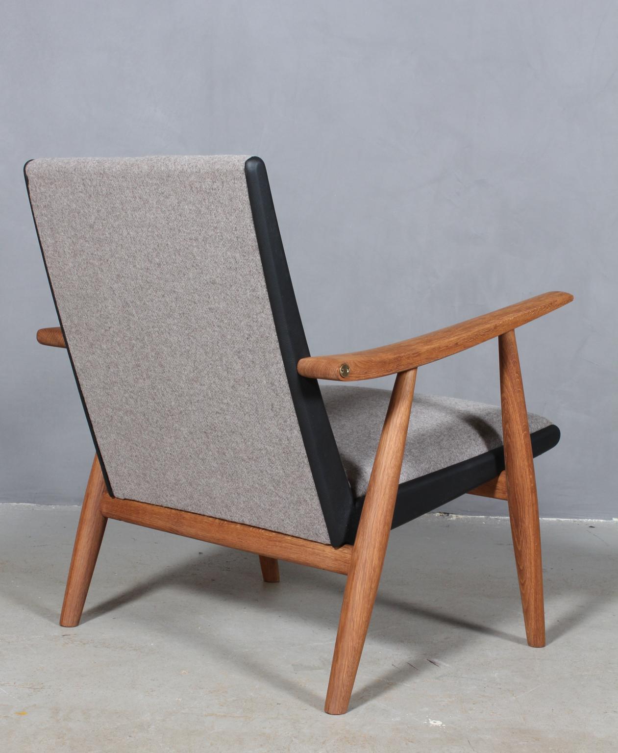 Hans J. Wegner, Chair 1