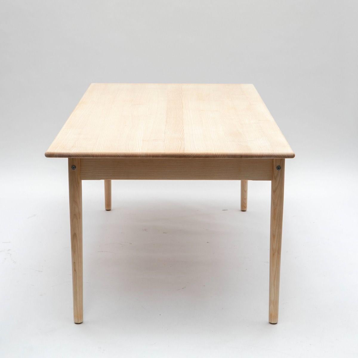 Hans J. Wegner Modell PP 312 Eschenholz-Schreibtisch, entworfen für PP Møbler, 1980'. (Dänisch) im Angebot