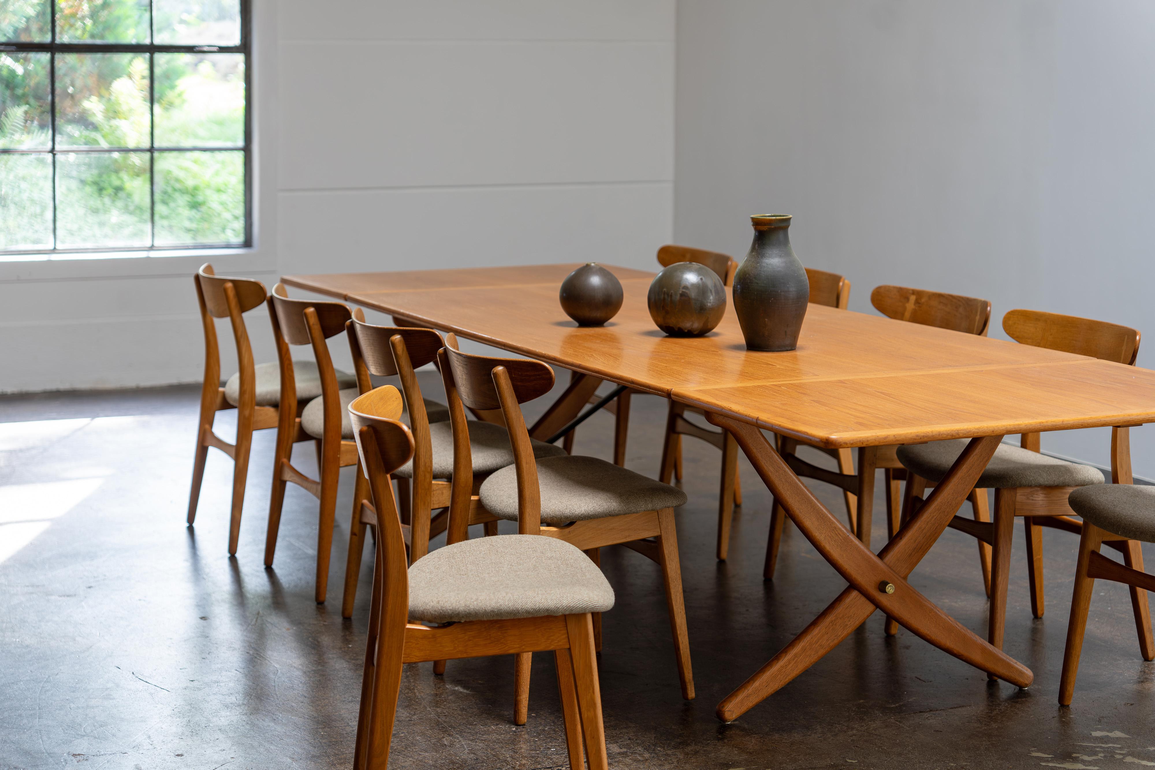 Hans J. Wegner Sillas de roble - CH30 para Carl Hansen & Son, Dinamarca, 1954 en Bueno Estado en Rosendahl, DE