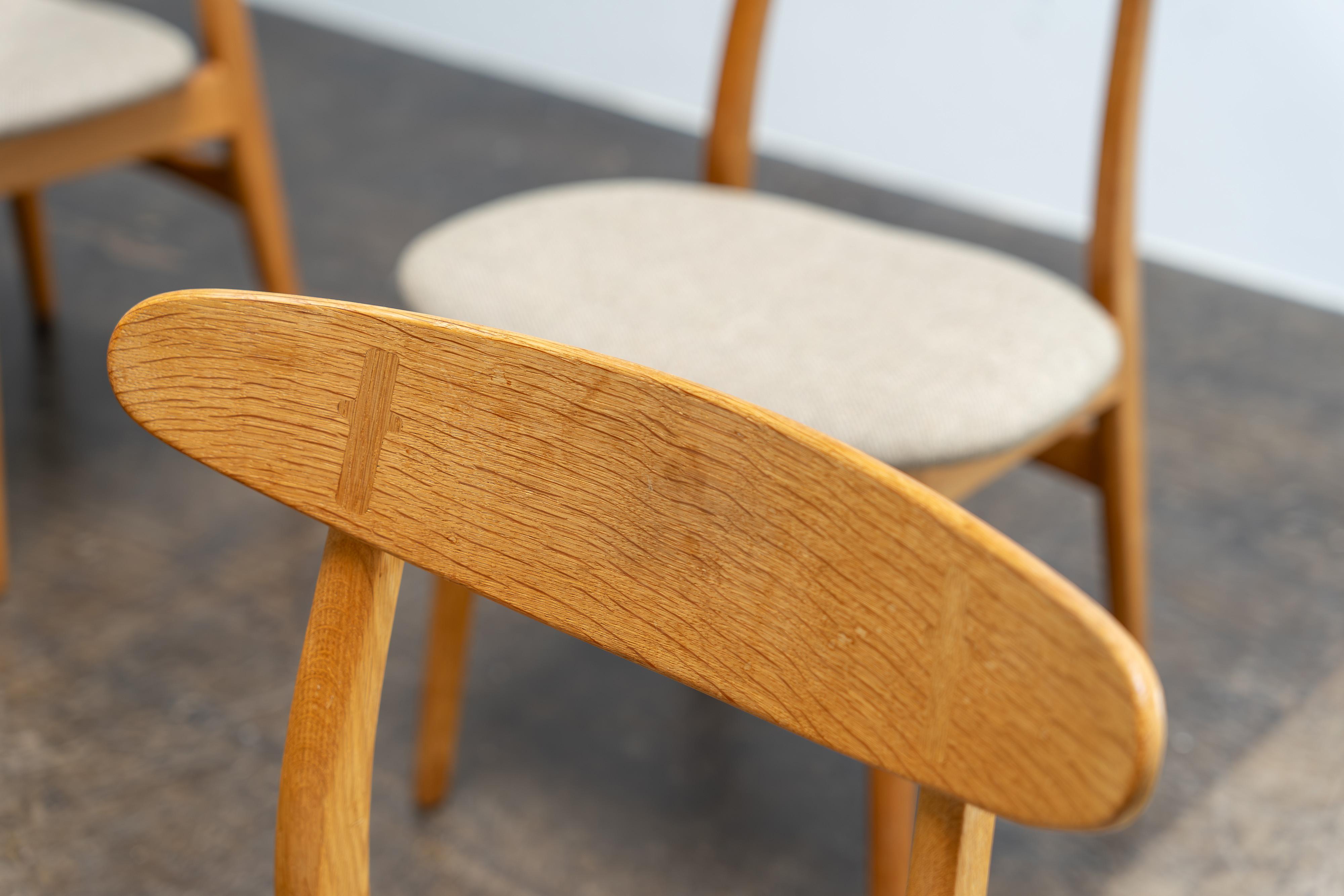 Hans J. Wegner Sillas de roble - CH30 para Carl Hansen & Son, Dinamarca, 1954 2