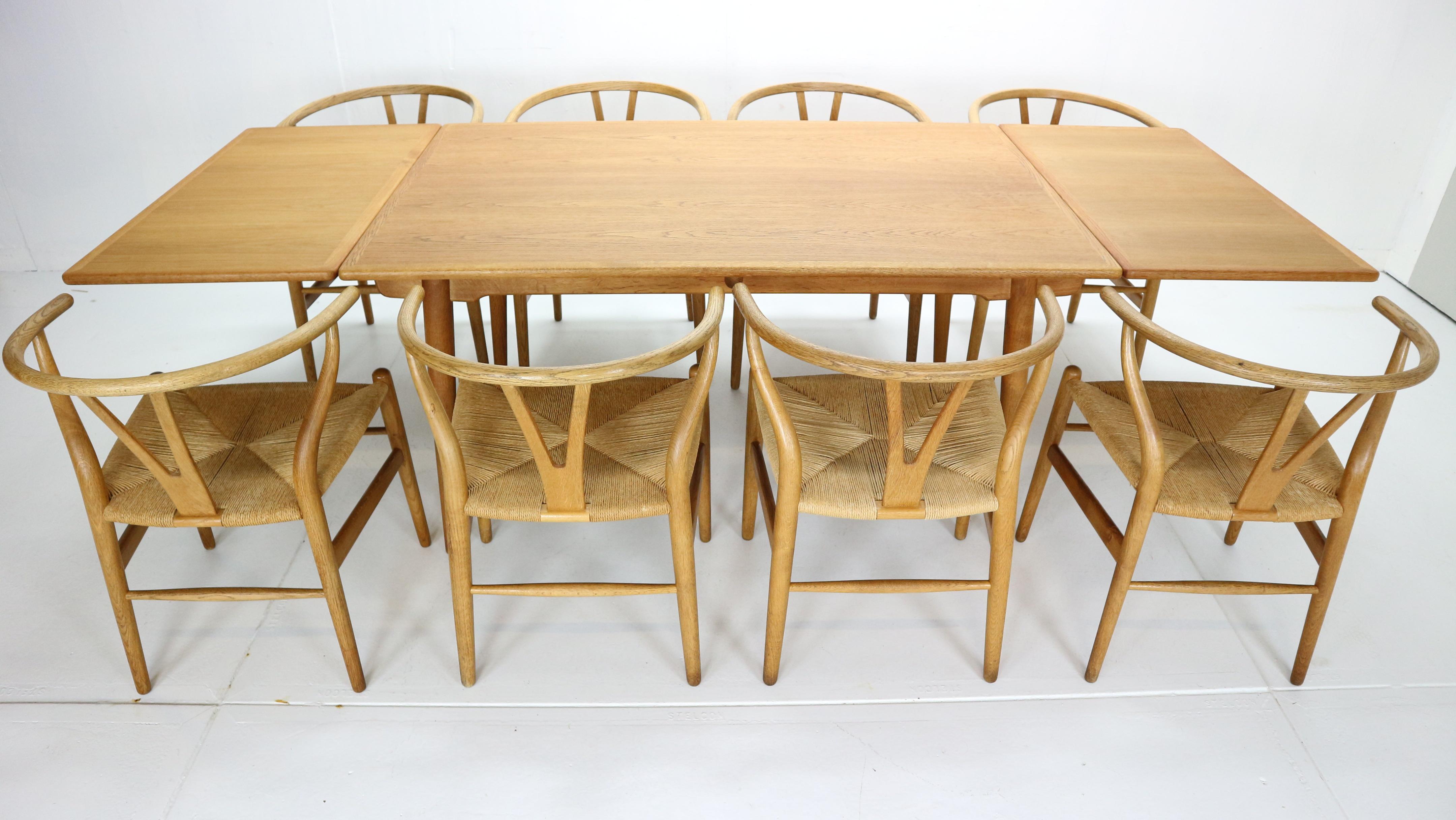 Hans J. Wegner Oak Extendable Dining Table AT-312 for Andreas Tuck, Denmark 5