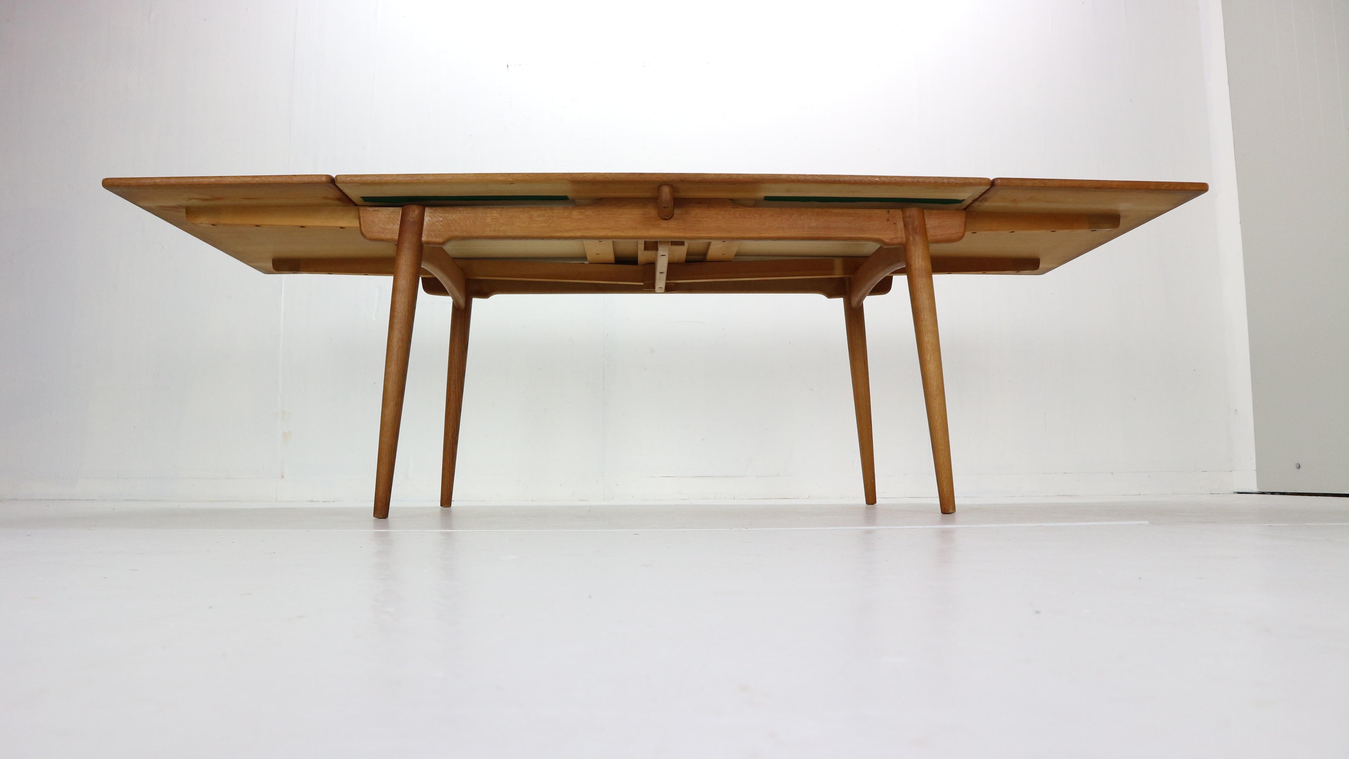 Scandinavian Modern Hans J. Wegner Oak Extendable Dining Table AT-312 for Andreas Tuck, Denmark
