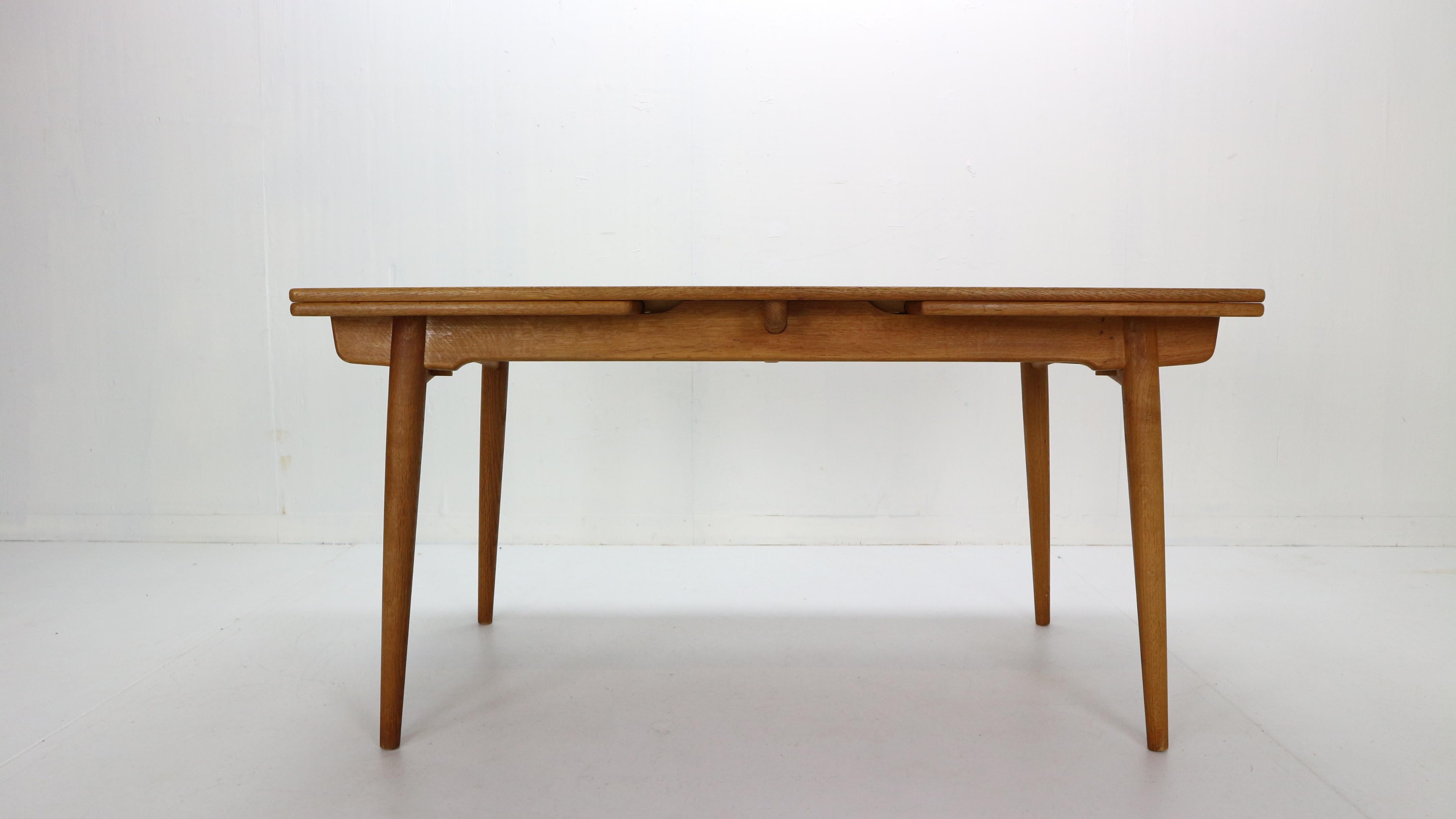 Danish Hans J. Wegner Oak Extendable Dining Table AT-312 for Andreas Tuck, Denmark