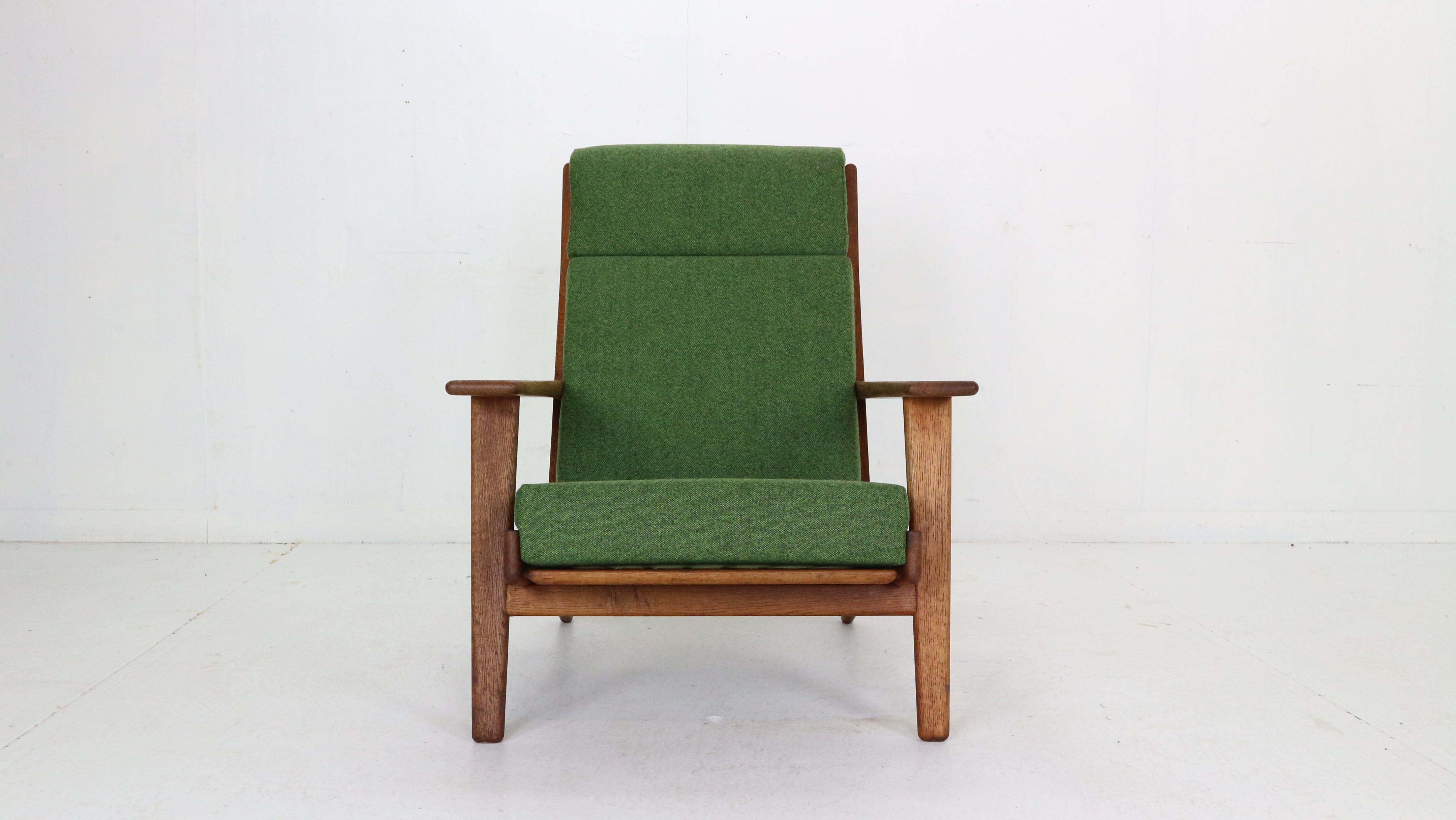 Scandinavian Modern Hans J. Wegner Oak & Green New Reupholstery Lounge/Armchair 