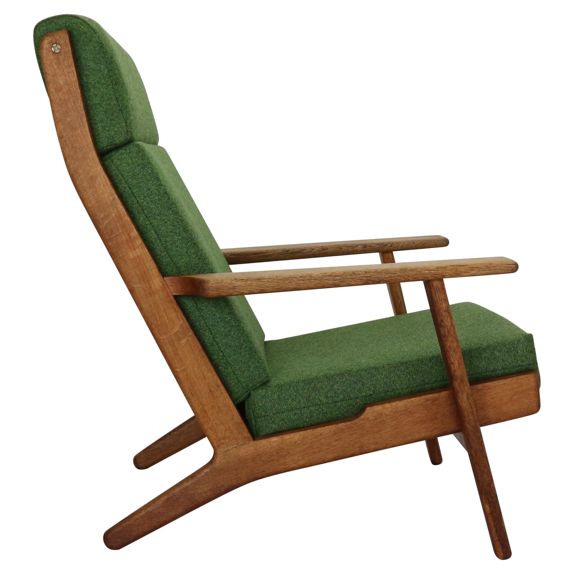 Hans J. Wegner Oak & Green New Reupholstery Lounge/Armchair "GE290" 1960 Denmark