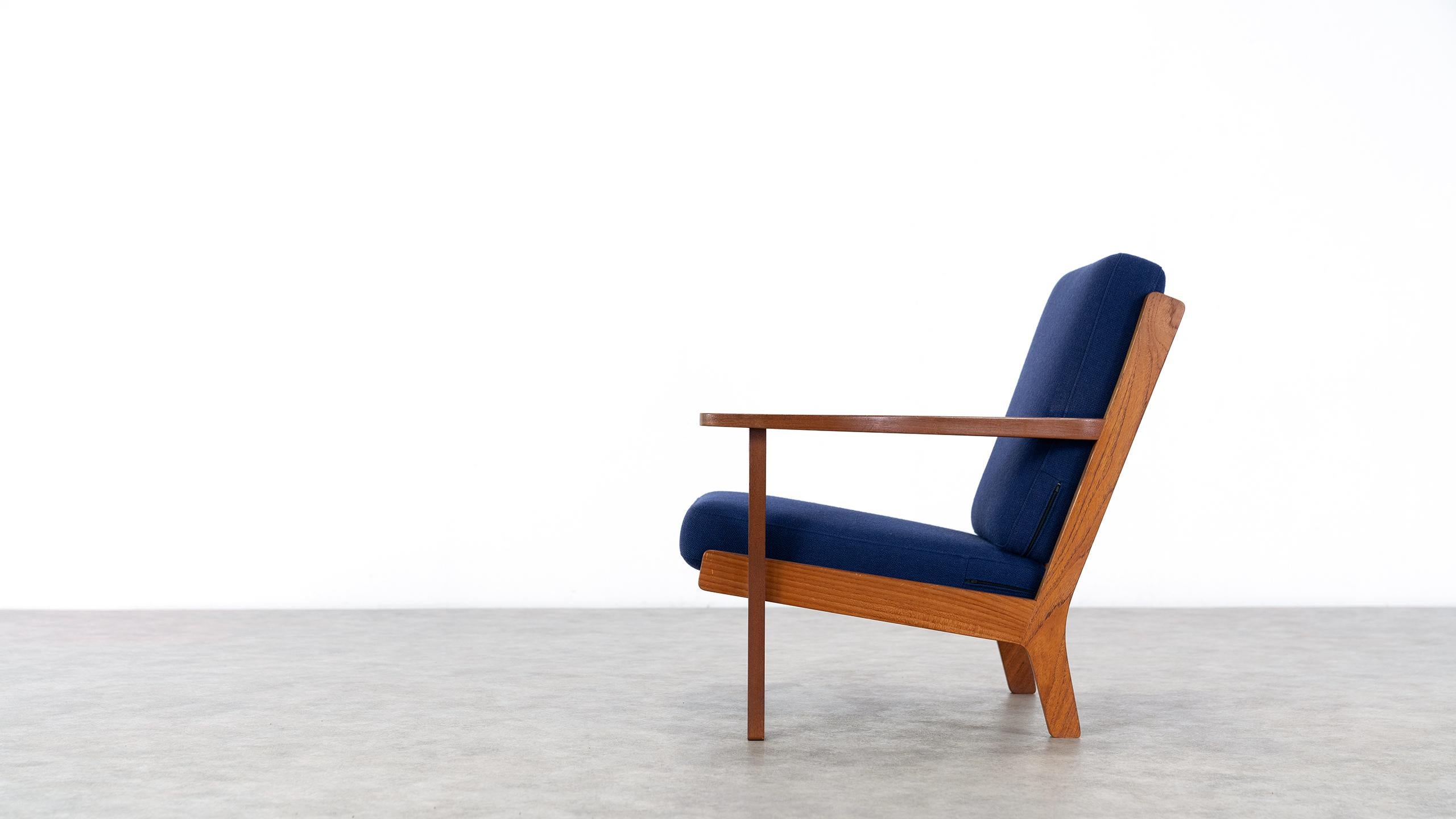 Hans J. Wegner, Original 1956, Lounge Chair Armchair GE-320 by GETAMA, Denmark 8