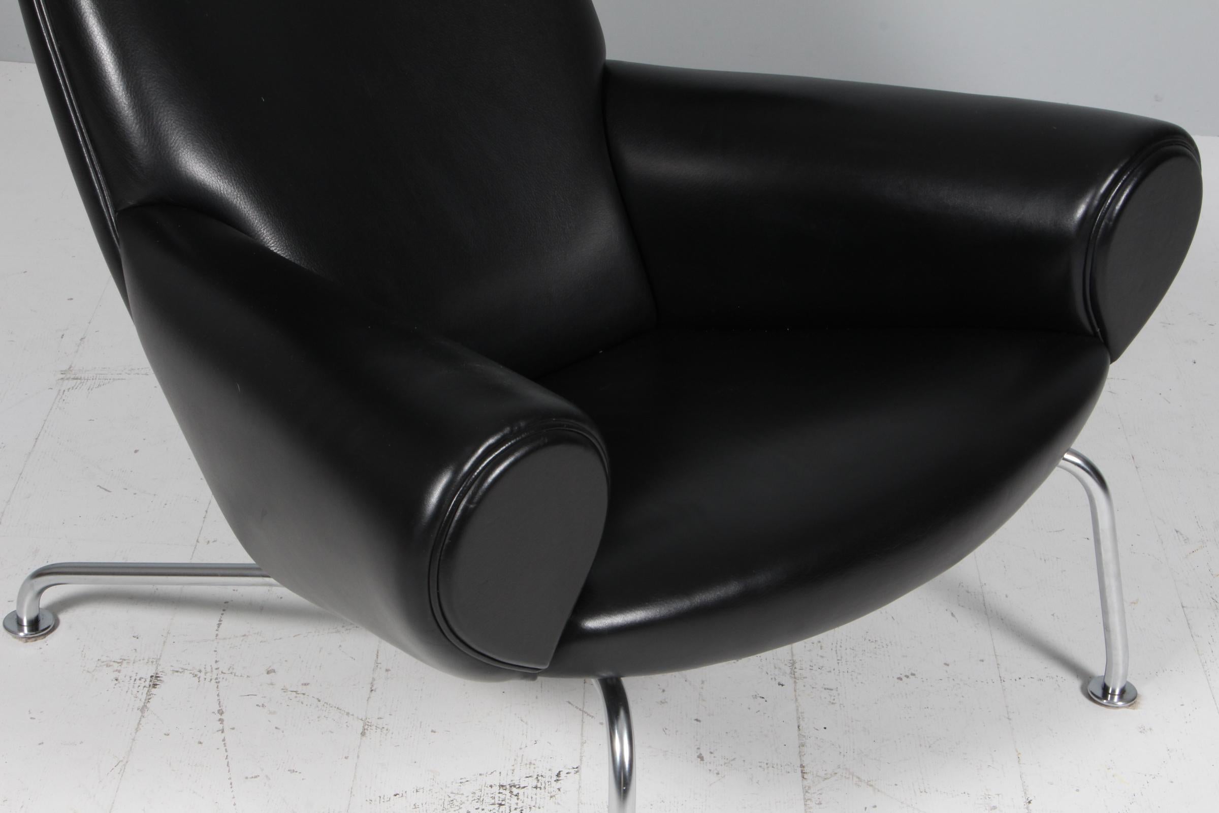 Hans J. Wegner Ox Chair und Ottomane Model No. EJ 100, schwarzes Originalleder im Angebot 2