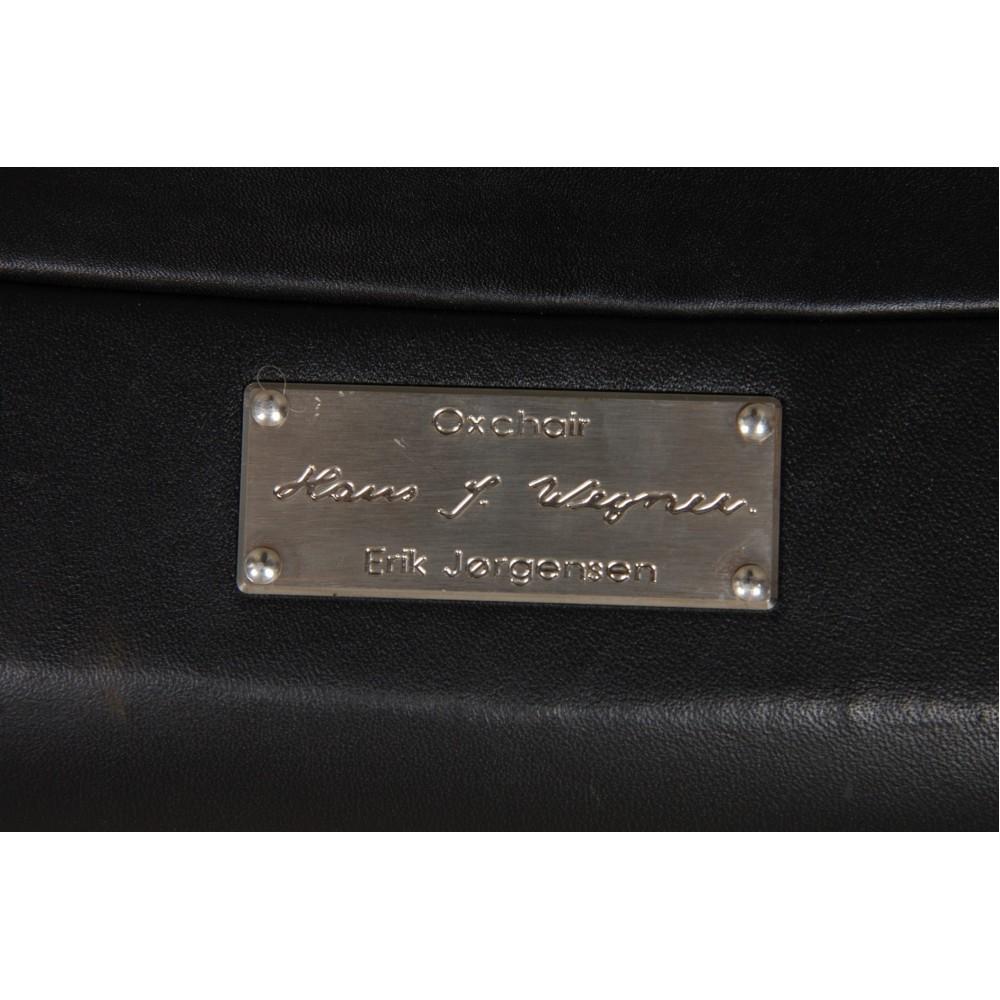 Hans J. Wegner Ox Chair Patinierter Loungesessel aus schwarzem Anilinleder im Angebot 4