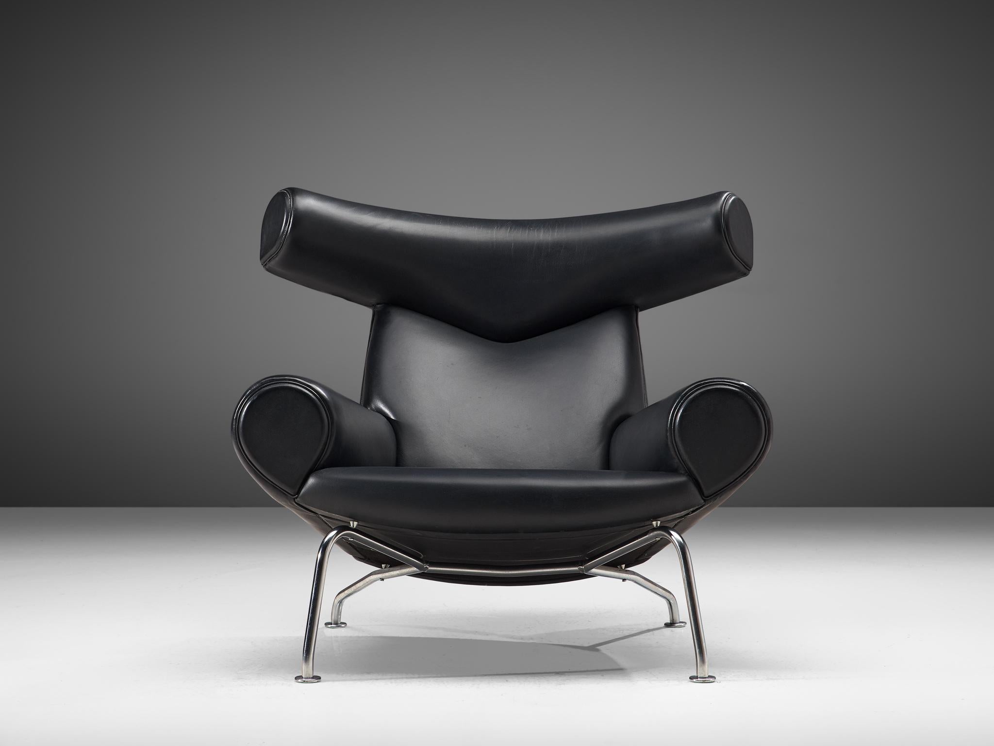 Hans J. Wegner, OX 'King' lounge chair, leather and metal, Denmark, 1960

The 'AP46' OX-Chair is designed by Hans J. Wegner in 1960. A wonderful piece which was Wegner's favorite chair at home. The chair is also known by the name 'King Chair', and