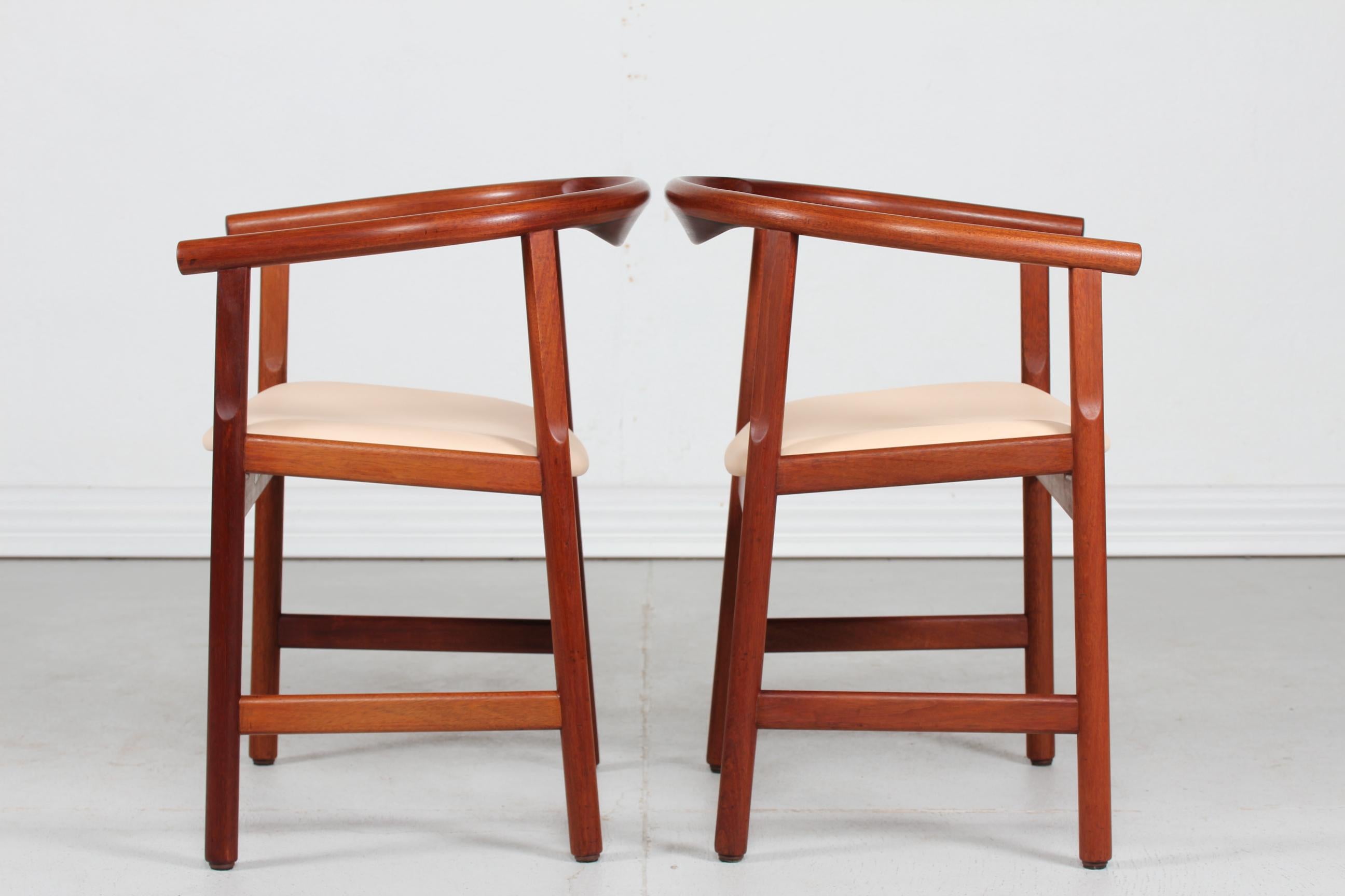Danish Hans J. Wegner Pair of Armchairs Model PP 203 of Solid Mahogany by PP Møbler For Sale
