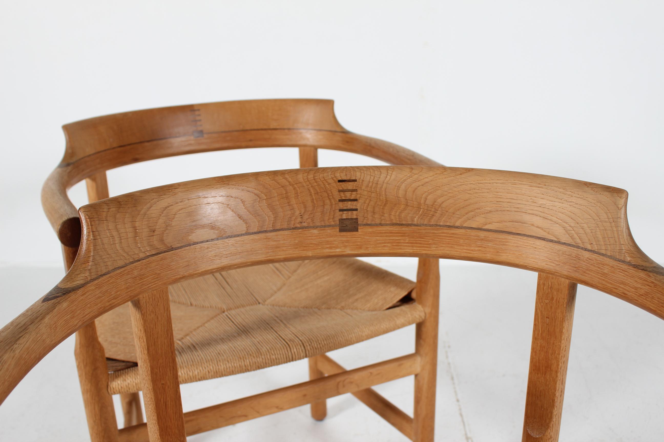 Hans J. Wegner Pareja de sillones PP 62 de roble macizo de PP Møbler en Dinamarca Década de 1990 en venta 4