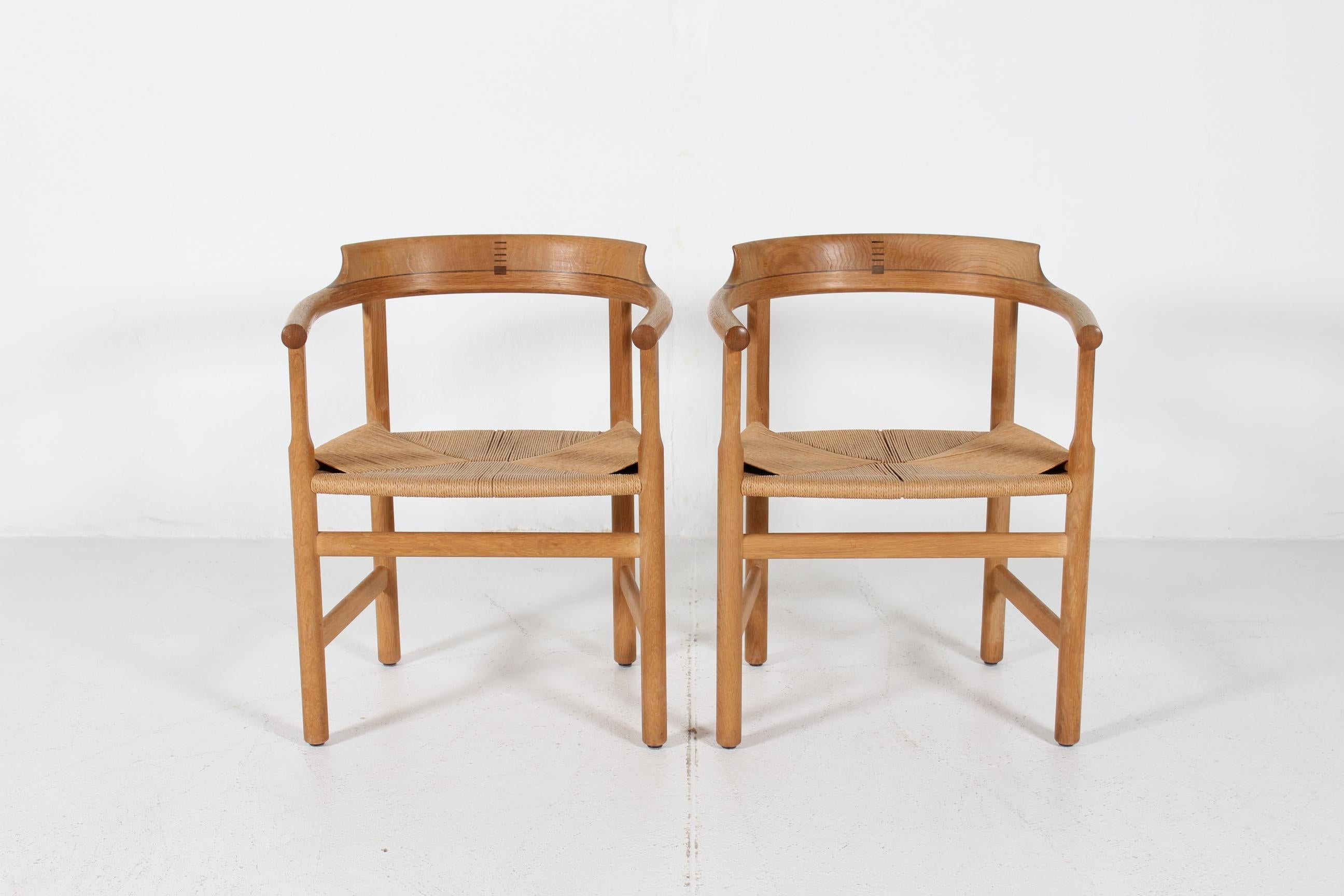 Hans J. Wegner Pareja de sillones PP 62 de roble macizo de PP Møbler en Dinamarca Década de 1990 Moderno de mediados de siglo en venta