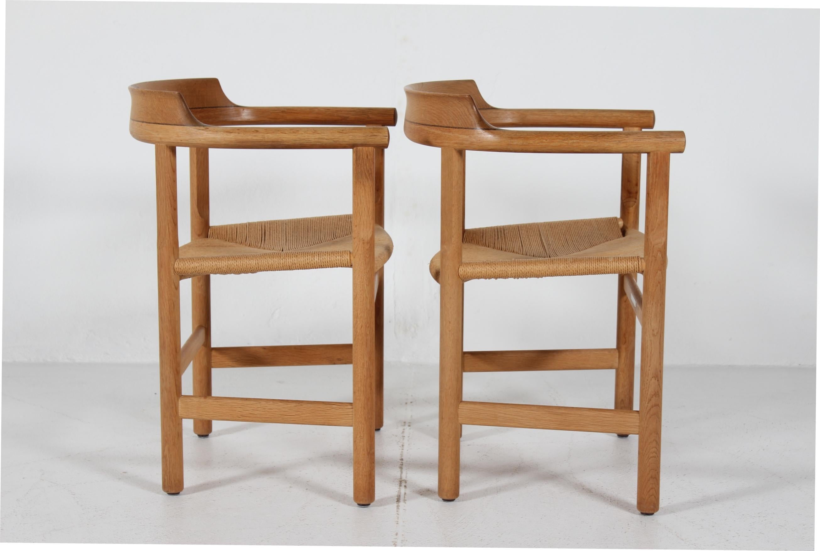 Hans J. Wegner Pareja de sillones PP 62 de roble macizo de PP Møbler en Dinamarca Década de 1990 en venta 2