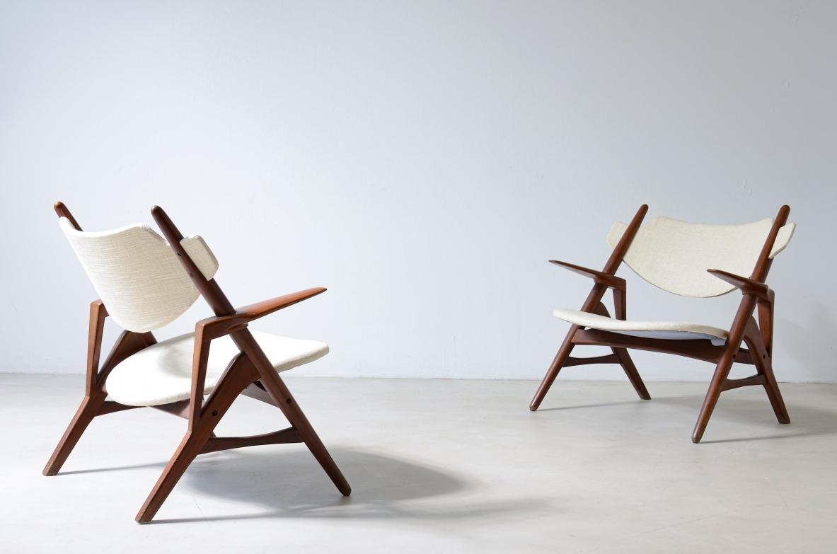 Hans Wegner par de  sillones siglo XX en venta