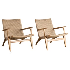 Hans J. Wegner Paire de fauteuils "CH 25" pour Carl Hansen