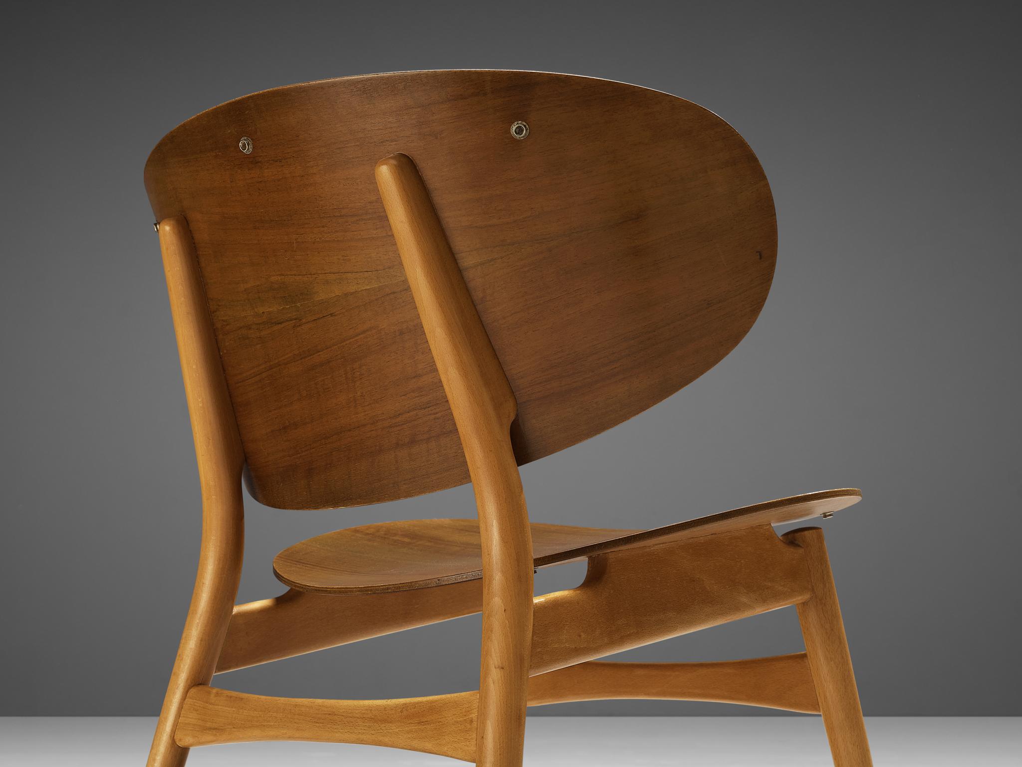 Scandinavian Modern Hans J. Wegner Pair of Lounge Chairs in Walnut 