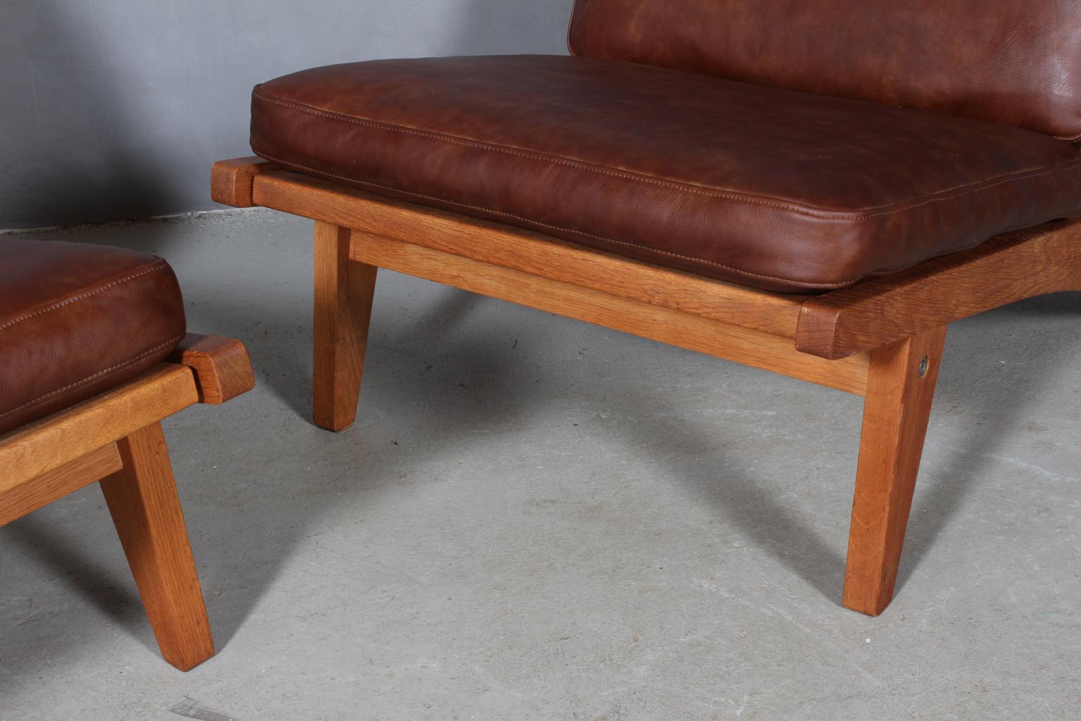 Mid-20th Century Hans J. Wegner Pair of Lounge Chairs, Model GE-370