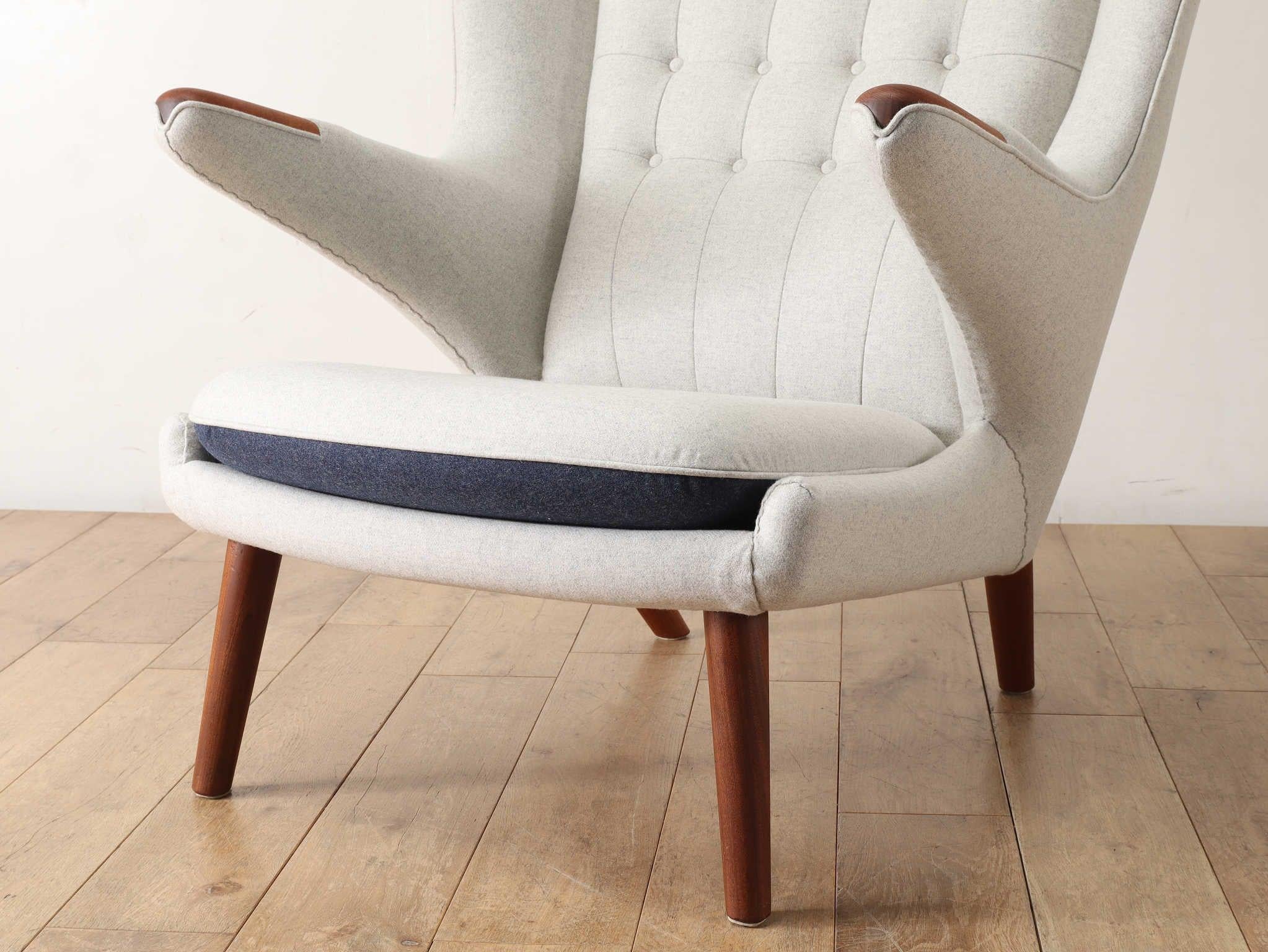Hans J. Wegner Papa Bear Chair AP19 for AP Stolen For Sale 7