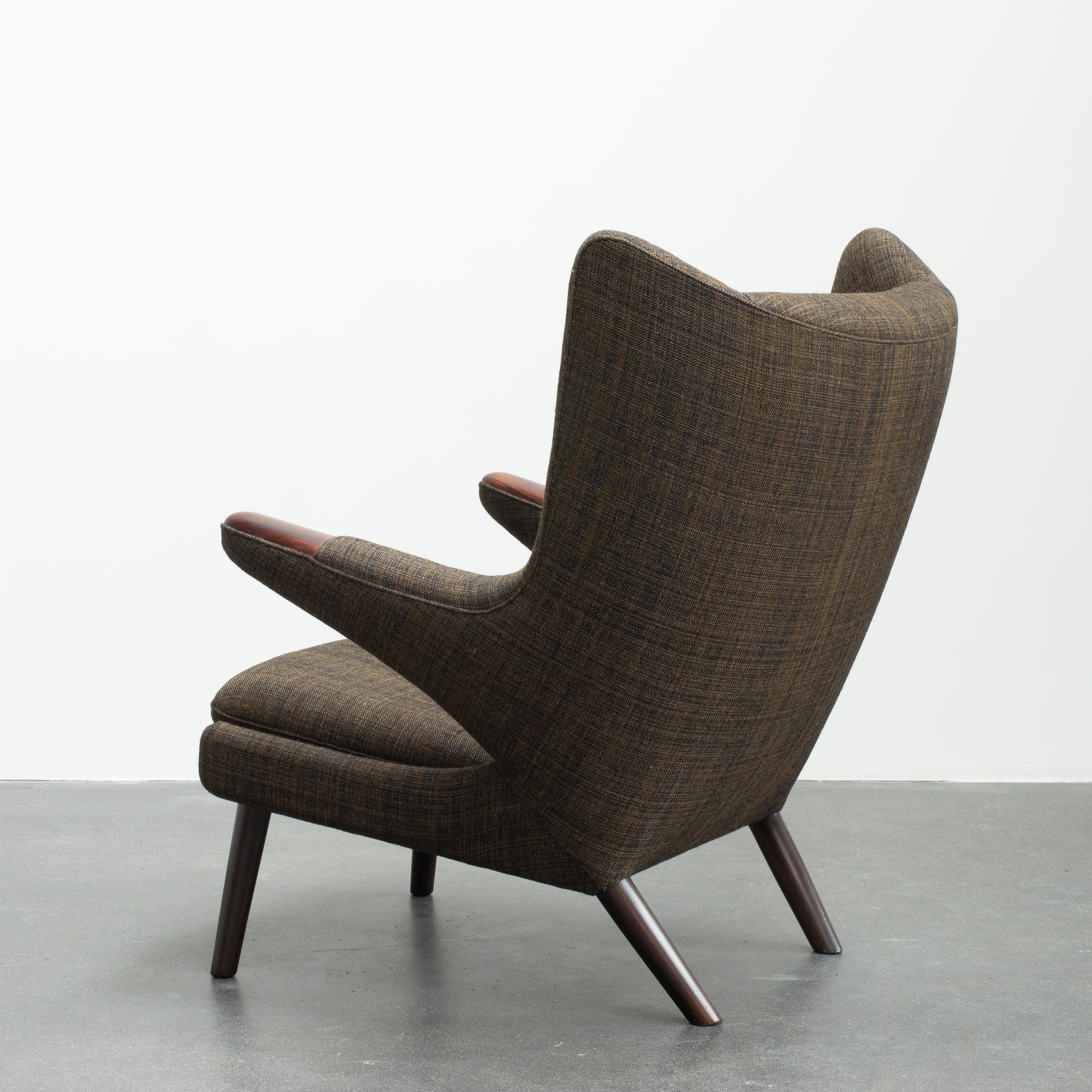 hans wegner papa bear chair