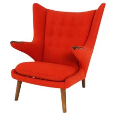 Hans J. Wegner „Papa Bear“-Stuhl mit orangefarbenem Hallingdal-Bezug