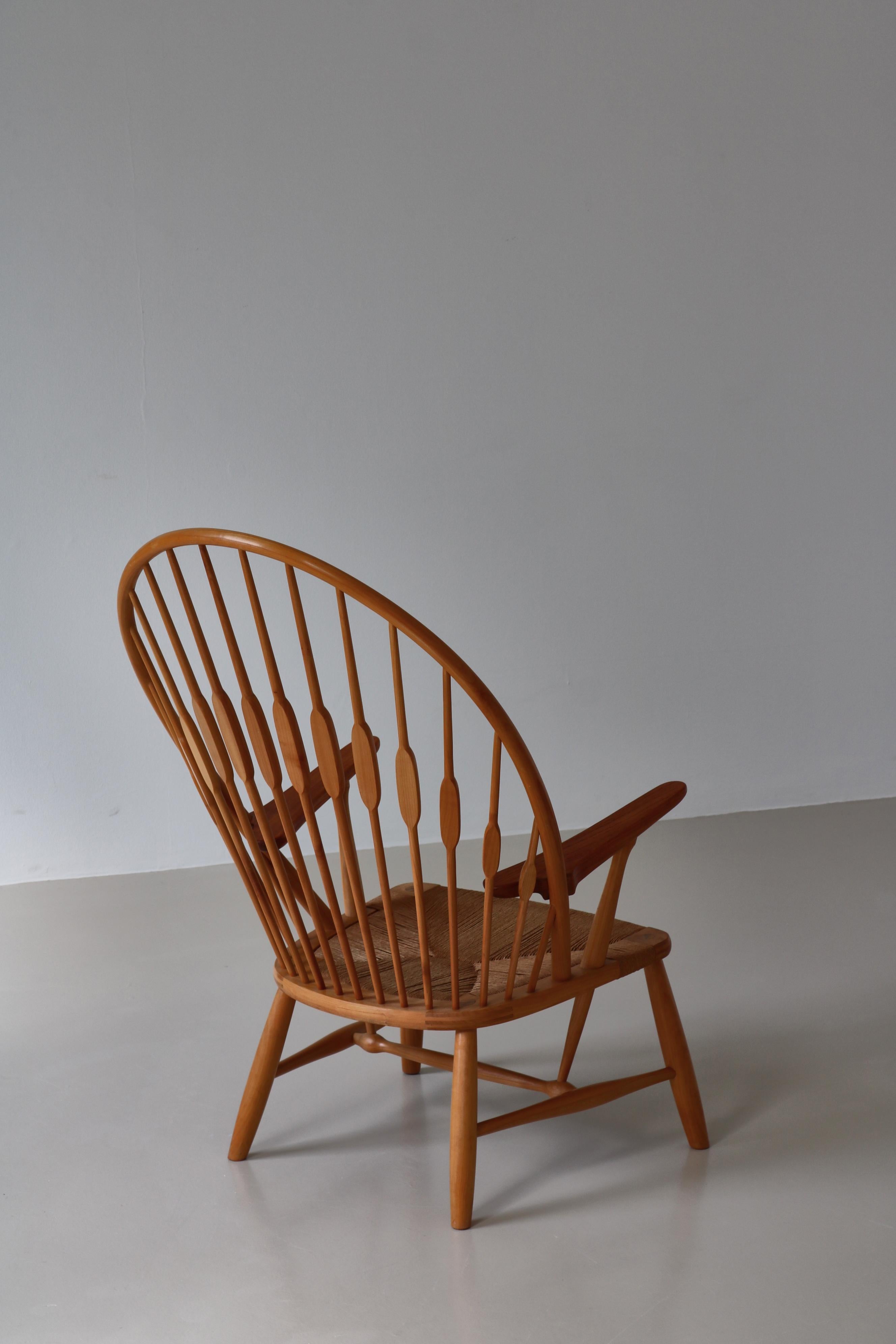 Hans J. Wegner Peacock Chair in Ash & Teakwood, Johannes Hansen, Denmark, 1960s  For Sale 4