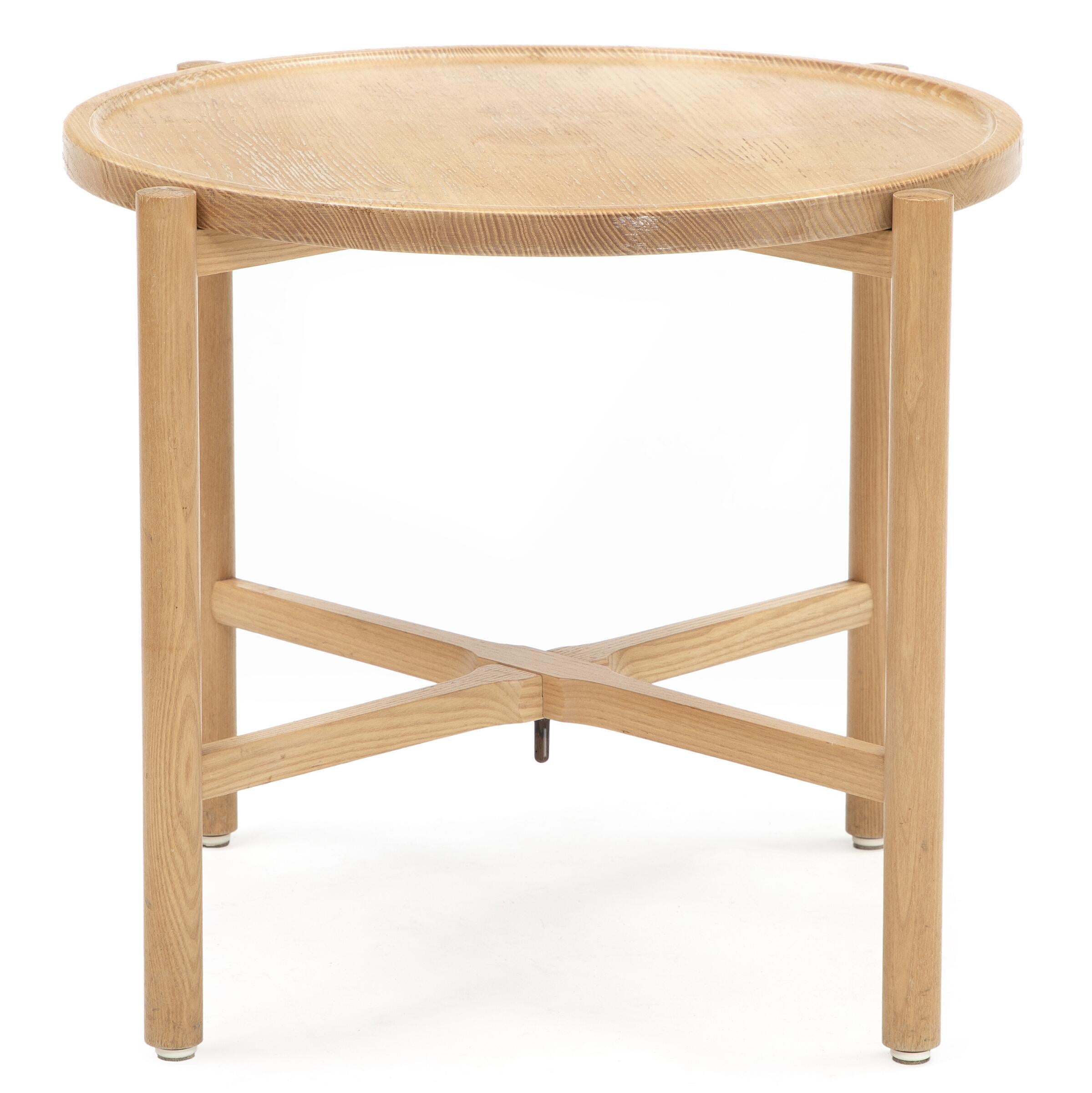 Hans J. Wegner: “PP 35” Solid Ash Wood Tray Table with circular, reversible top. Designed 1945. Manufactured and marked by PP Møbler. 

Model presented at The Copenhagen Cabinetmakers 20th Guild Exhibition at Design Museum Denmark, 27. Sept. -