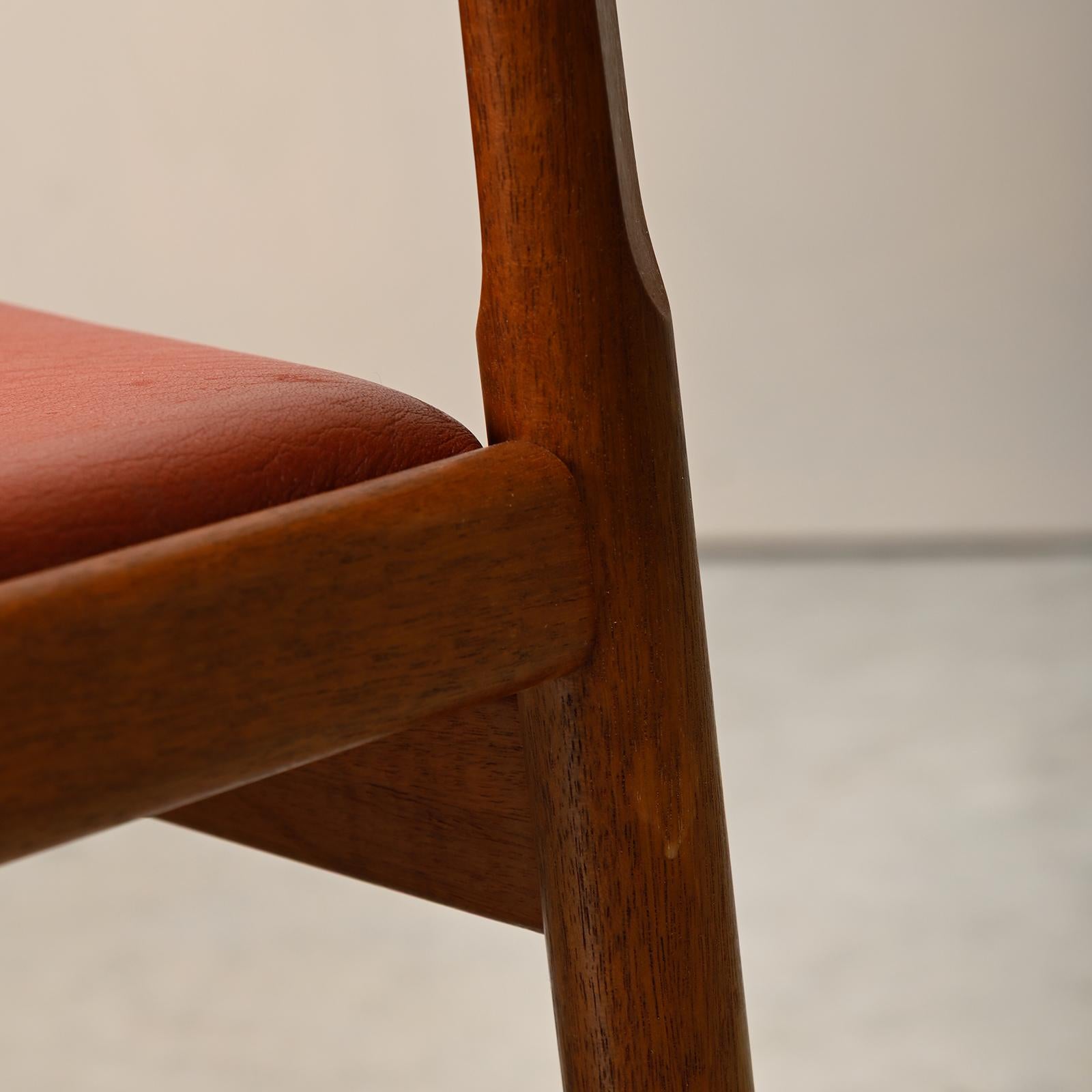 Hans J. Wegner PP203 Esszimmerstühle in Mahagoni und rotem Leder für PP Møbler im Angebot 9