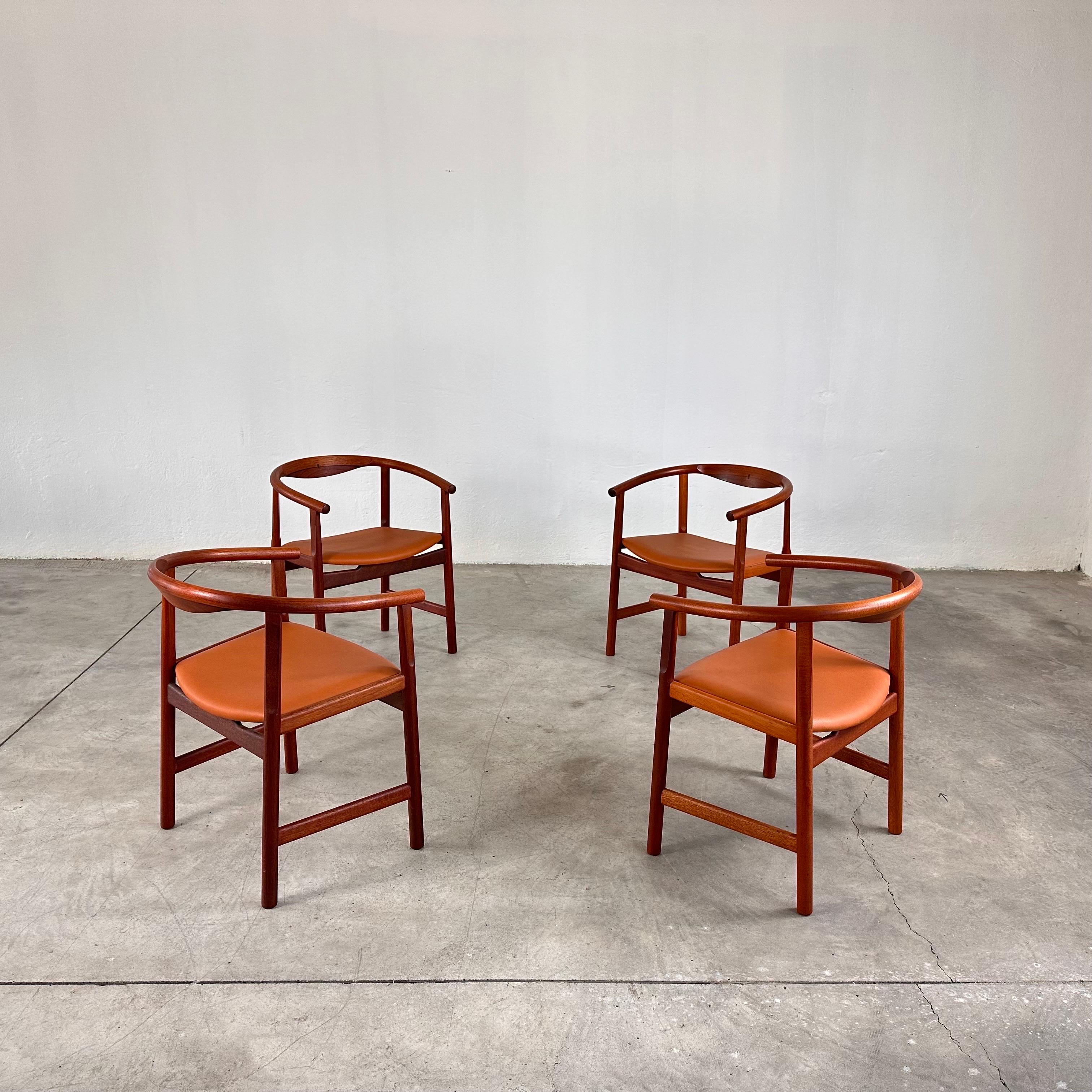 Mid-Century Modern Hans J. Wegner PP203 Dining Room Chairs for PP Møbler Denmark, 1969 For Sale