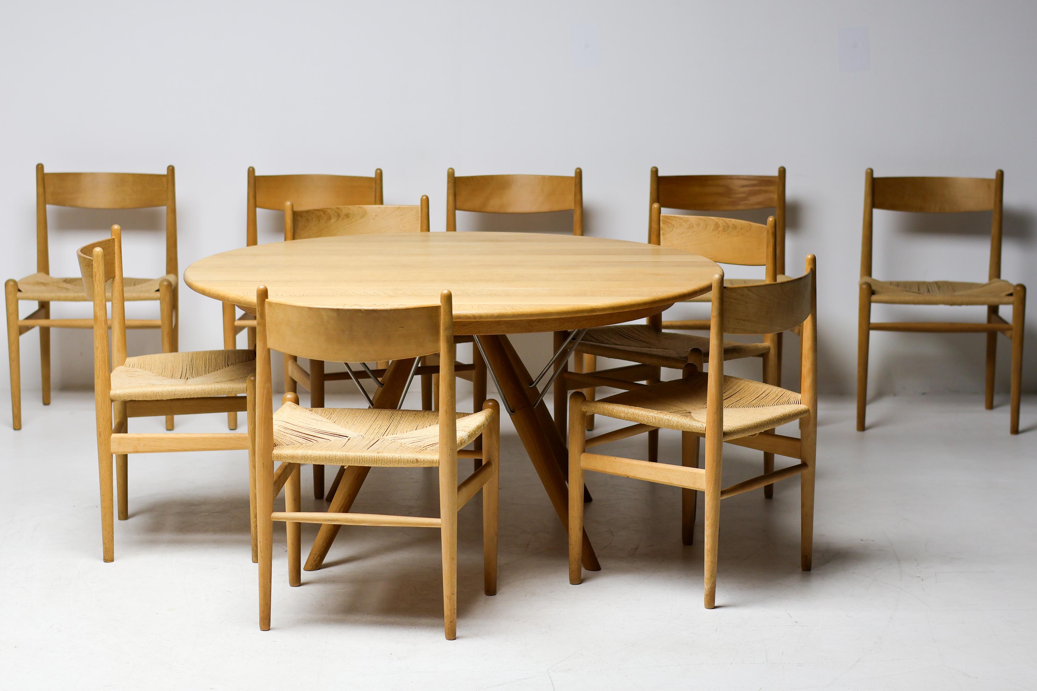 Hans J. Wegner PP75 Dining Table in Oak with Eleven Oak CH36 Dining Chairs For Sale 6