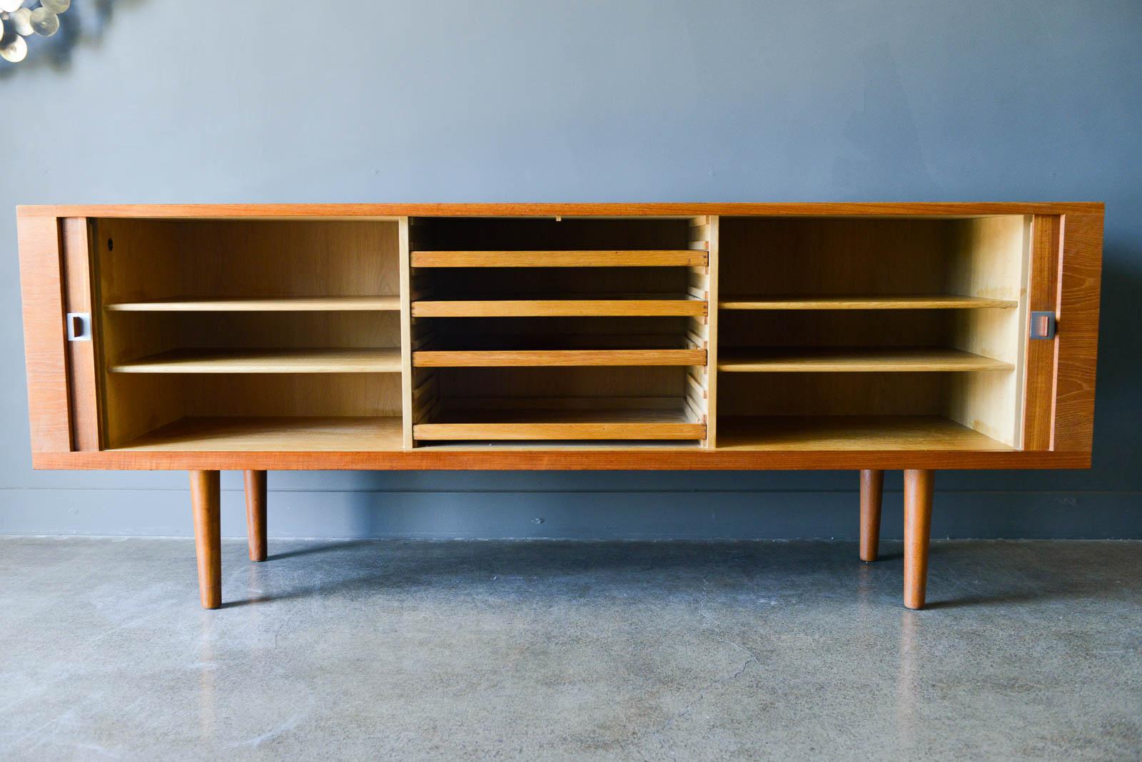 Hans J. Wegner 'President' Tambour Door Credenza, ca. 1960 In Good Condition In Costa Mesa, CA