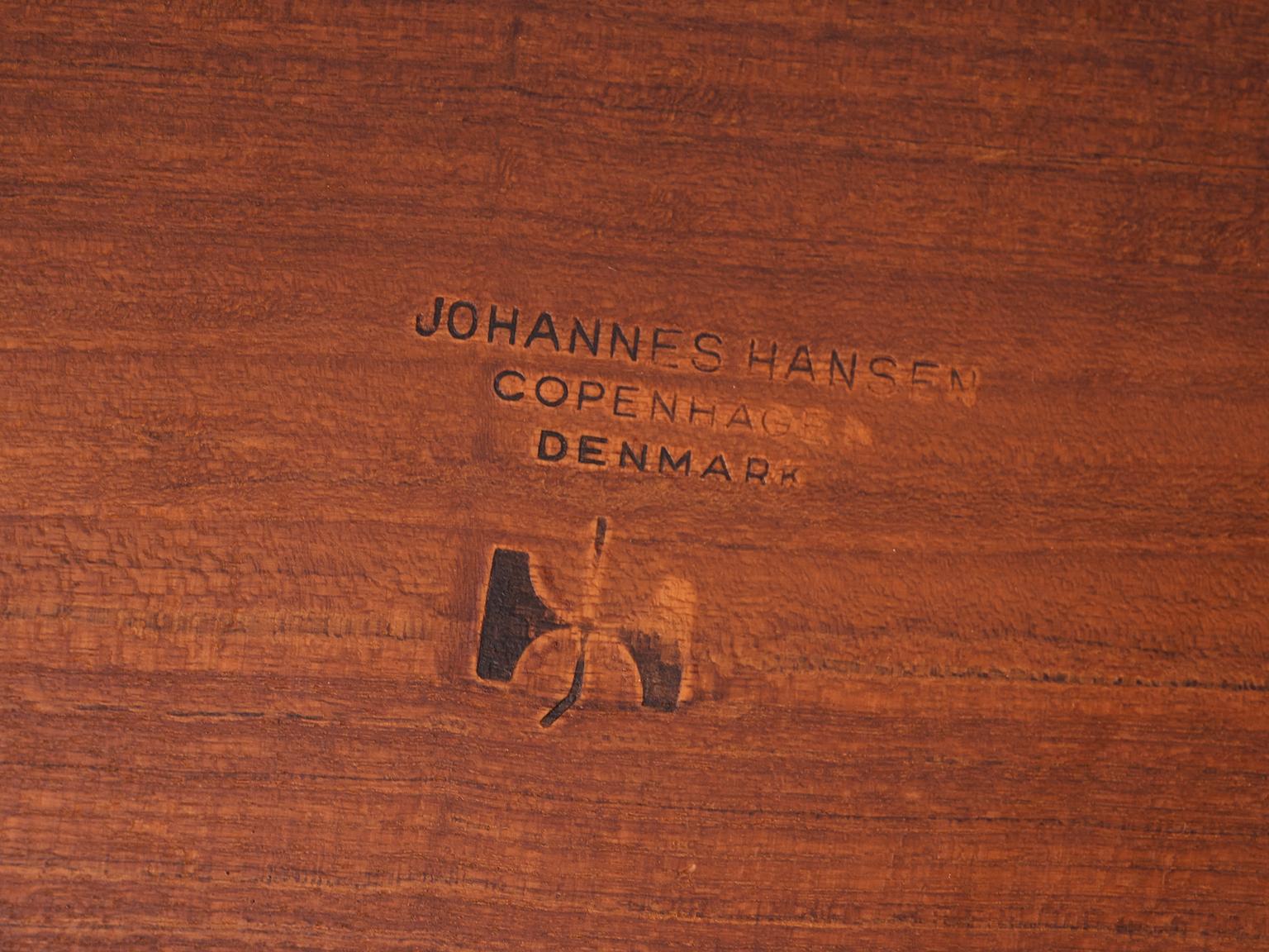 Hans J. Wegner Rare 'JH571' Desk in Oak 7
