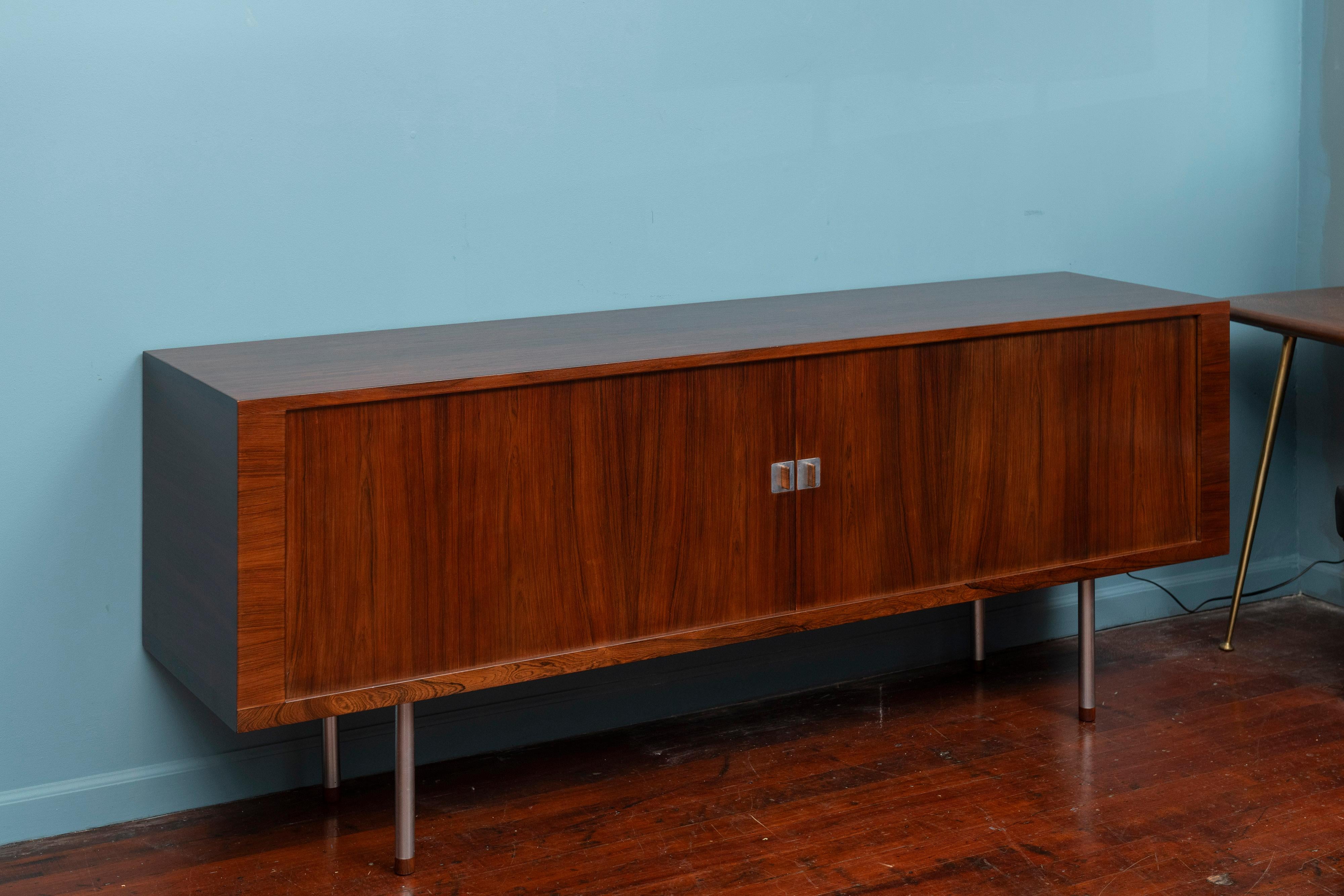 Hans J. Wegner Credenza President in legno di palissandro per RY-Mobler In condizioni buone in vendita a San Francisco, CA
