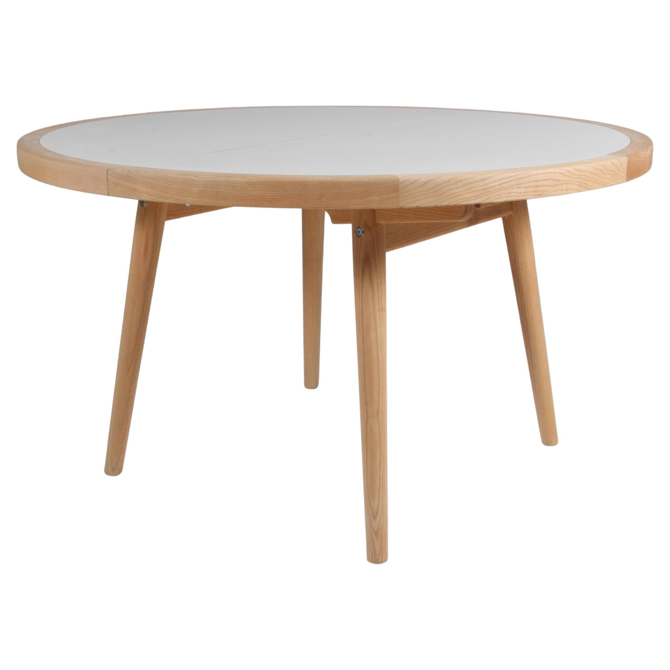 Hans J. Wegner Round Dining Table at 1stDibs